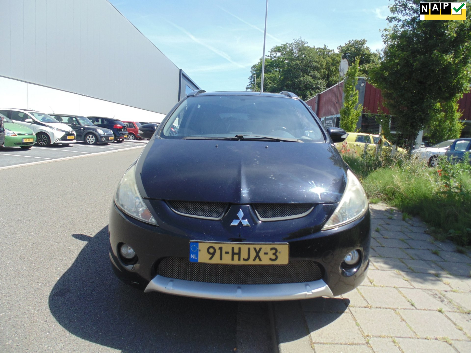 Foto van MITSUBISHI MITSUBISHI GRANDIS