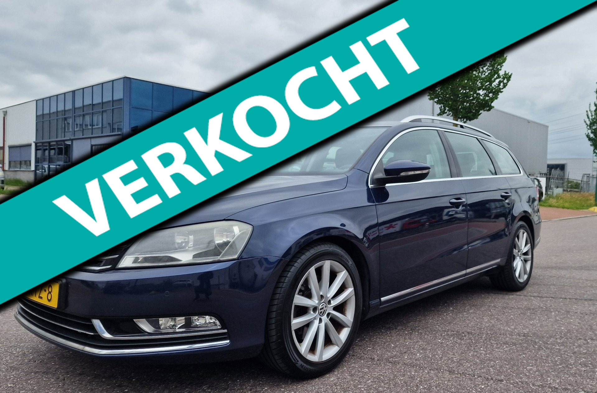 Volkswagen Passat 1.8 TSI Highline PSENSOR CRUISE LEDER TREKHAAK 2 X SLEUTELS 2011 - voorkant