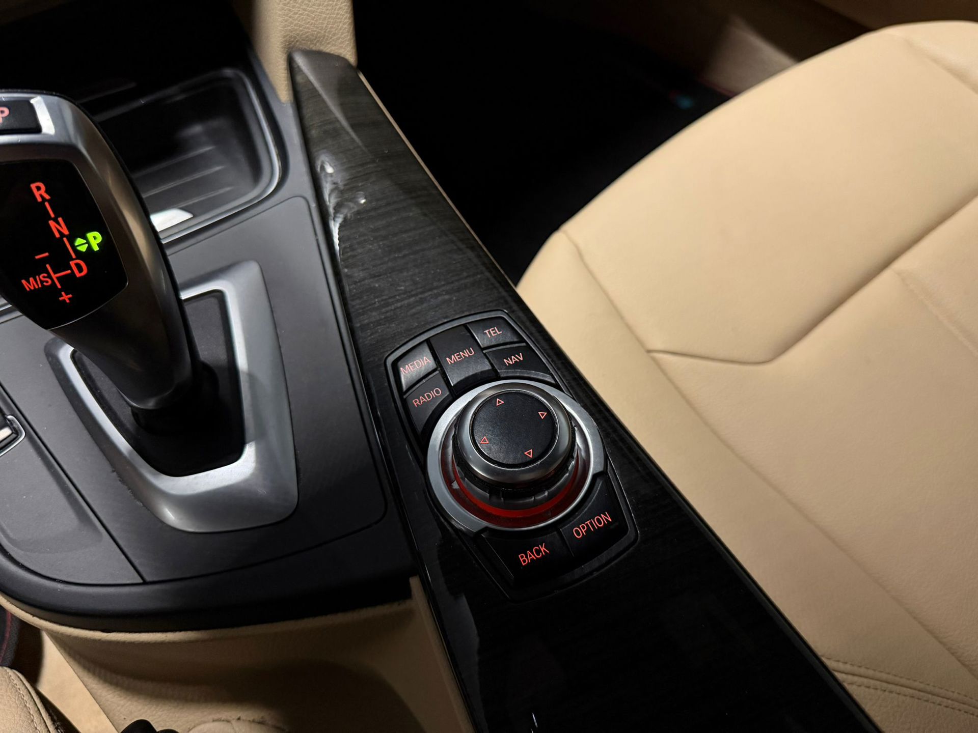 Foto van BMW 320i