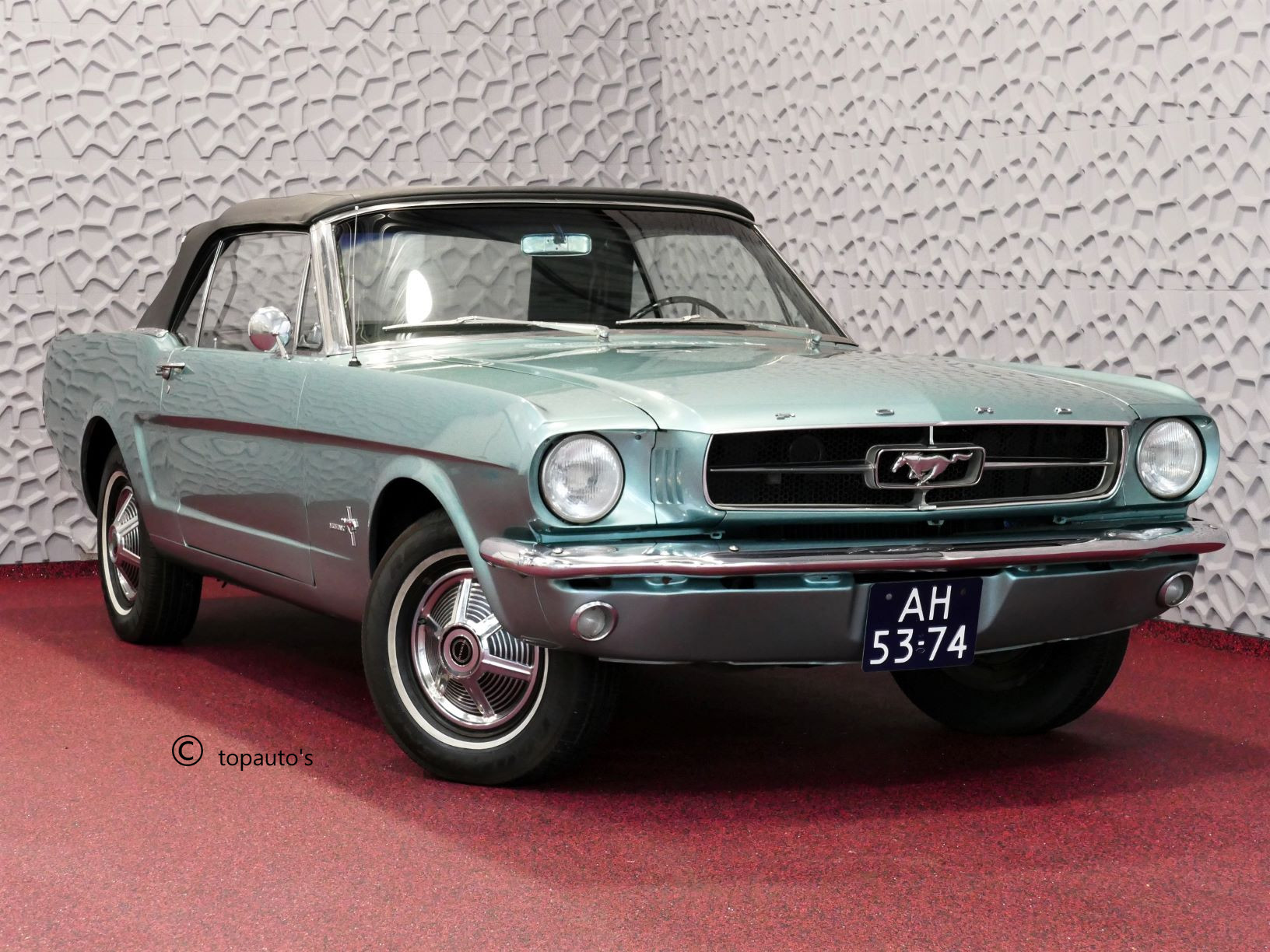 Ford Mustang Convertible 6 CYL LIJN ZELDZAAM  1965 1965 - voorkant