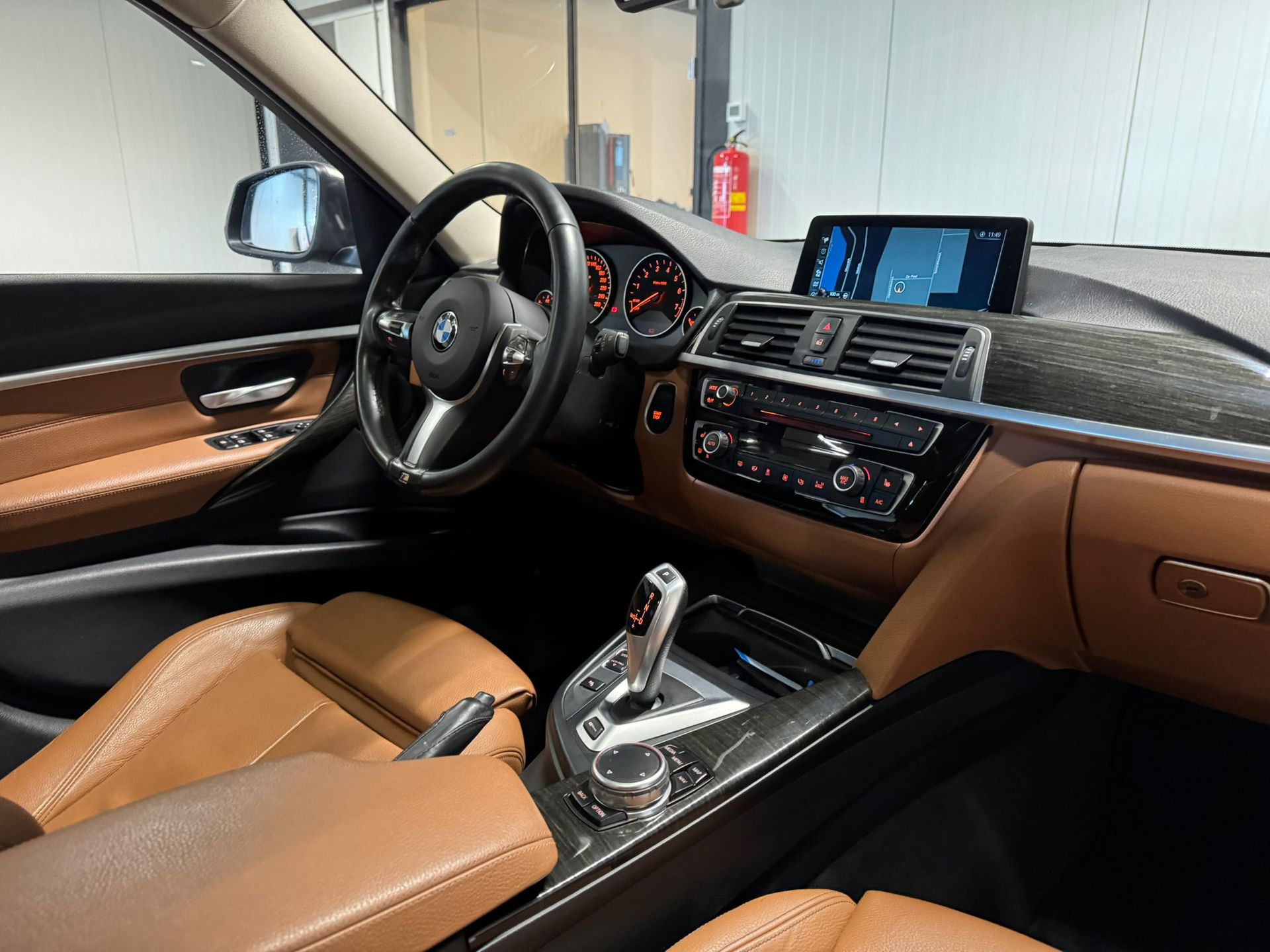 Foto van BMW 330e Iperformance