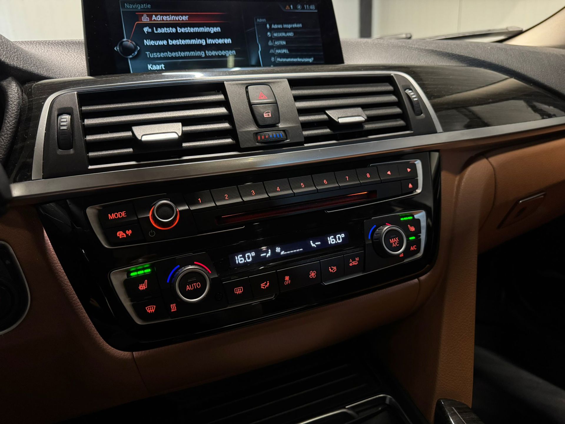 Foto van BMW 330e Iperformance