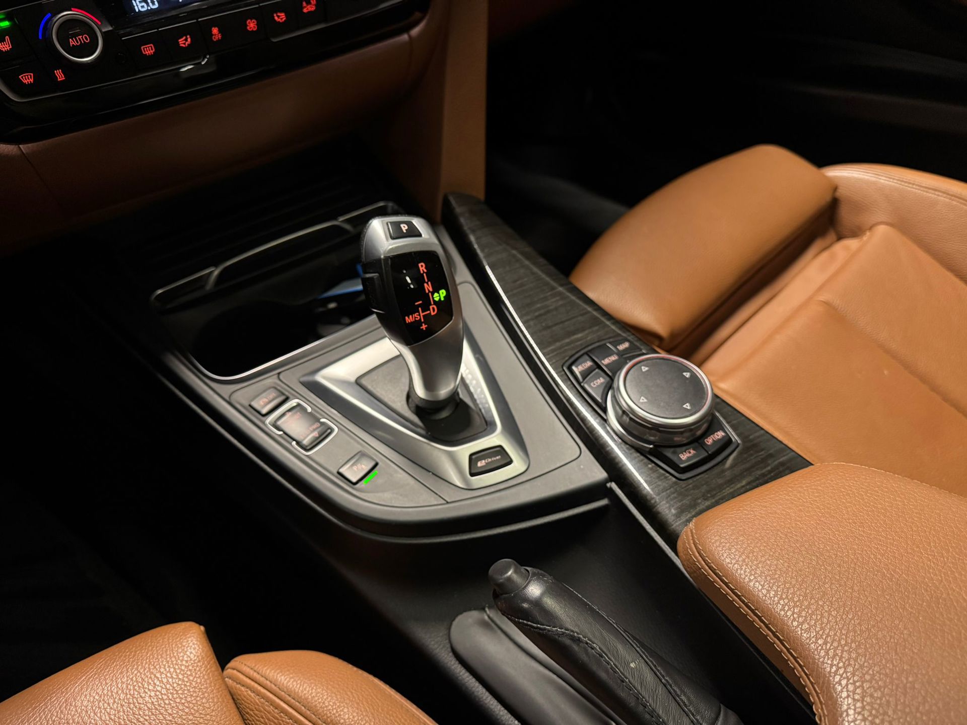 Foto van BMW 330e Iperformance
