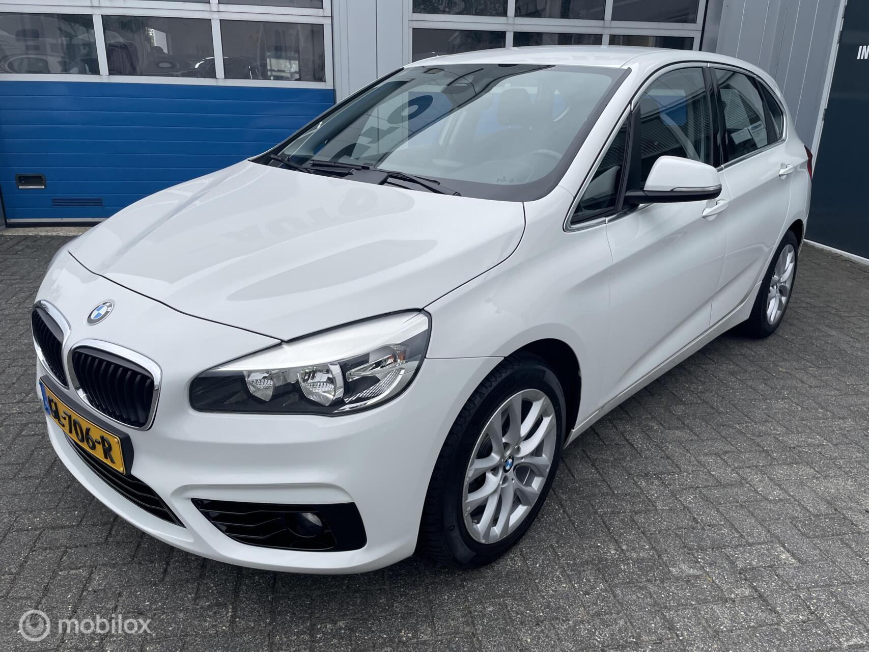 BMW 218i Active Tourer 218i Sport Navi-Trekhaak-1ste eig. 2015 - voorkant