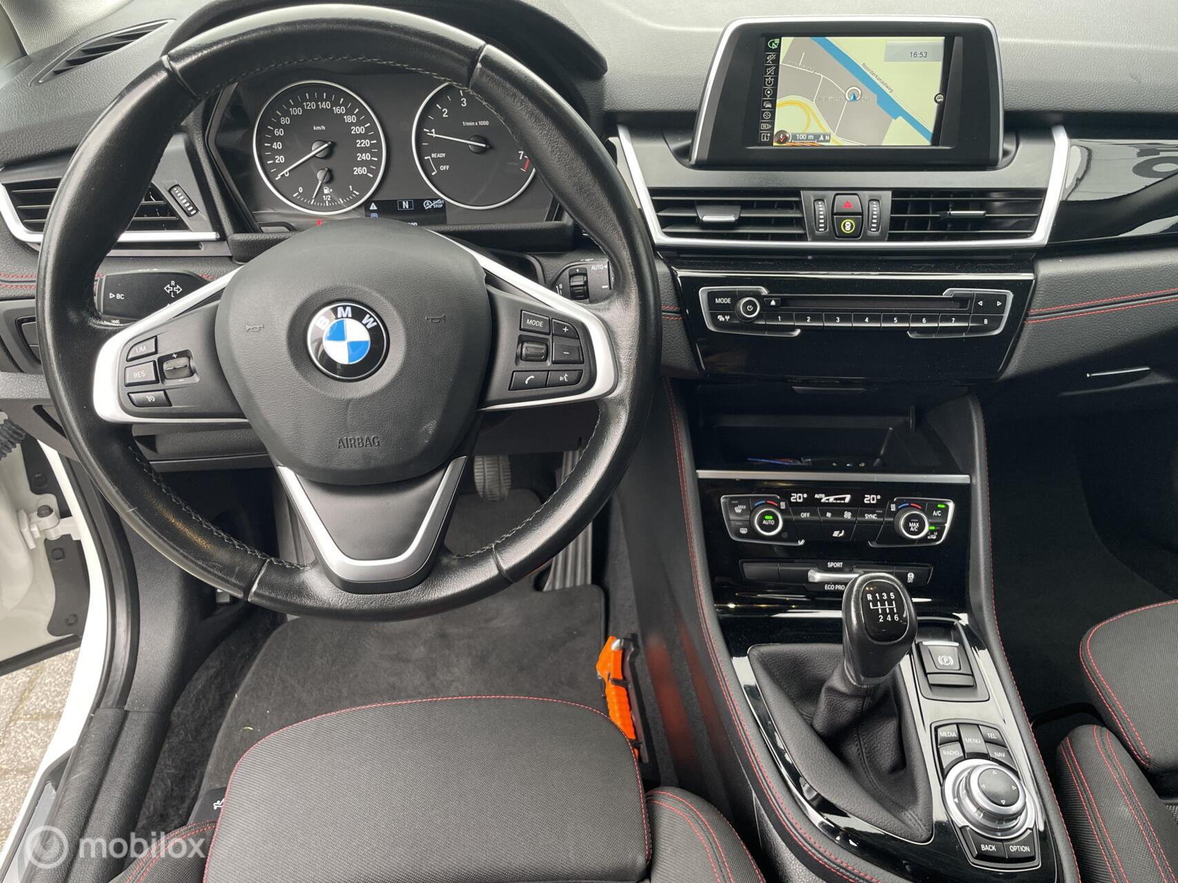 Foto van BMW 218i Active Tourer