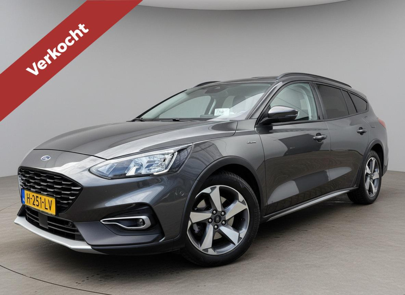 Ford Focus 1.5 EcoBoost Active Head Up Carplay Cruise 2020 Vol Opties Nl Auto Eerste eigenaar Historie Aanwezig 2020 - voorkant