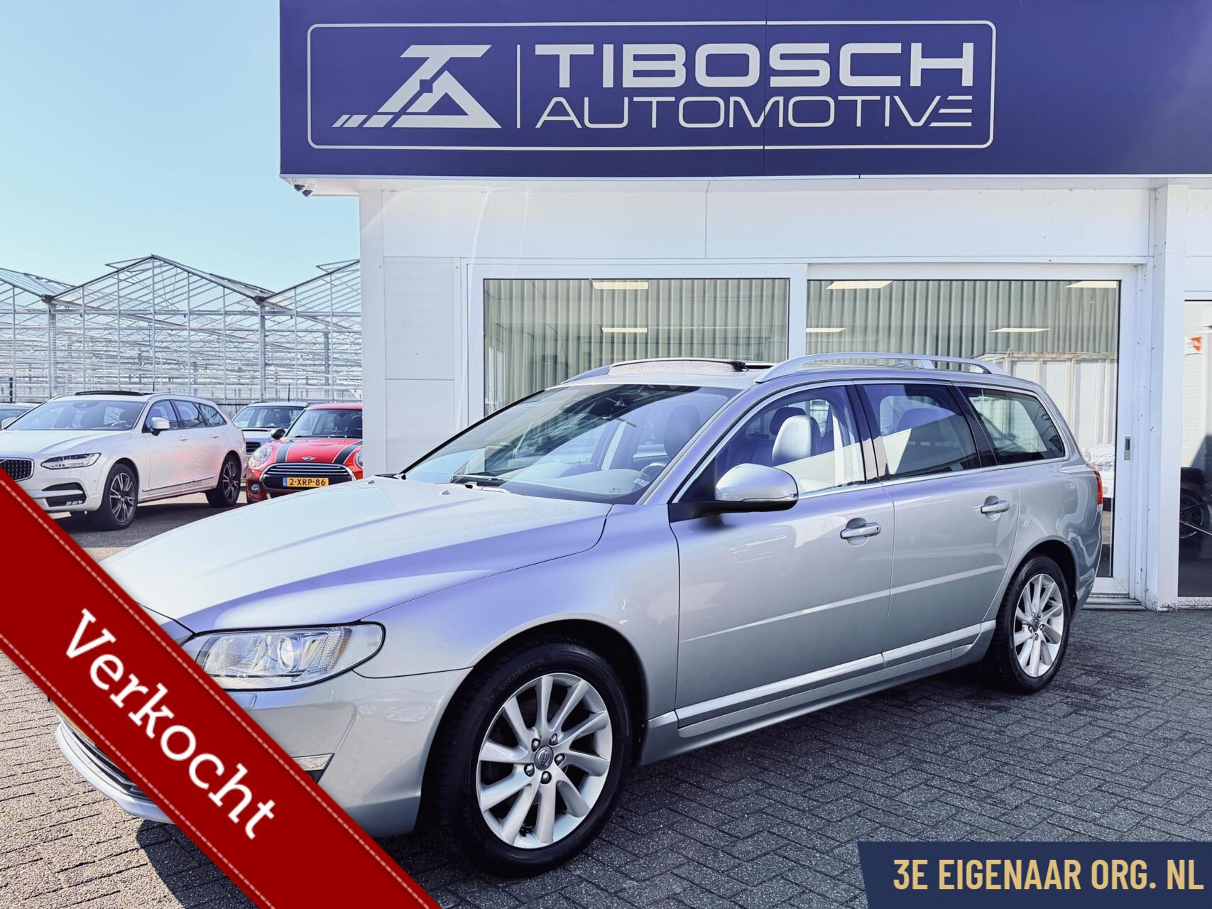 Volvo V70 2.0 T4 AUT Polar+ Schuifdak Xenon Leder Trekhaak 2016 - voorkant
