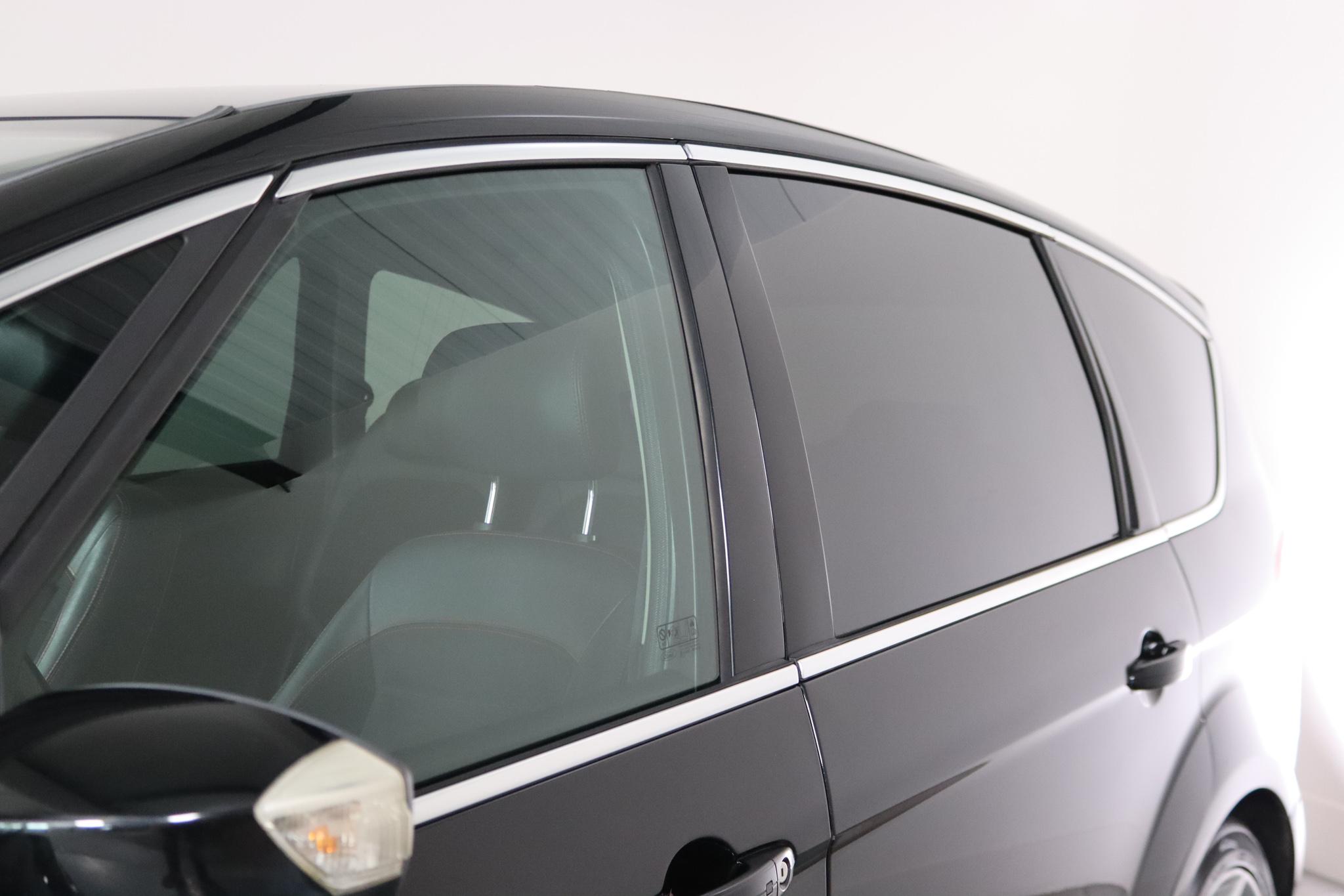 Foto van Ford S-max
