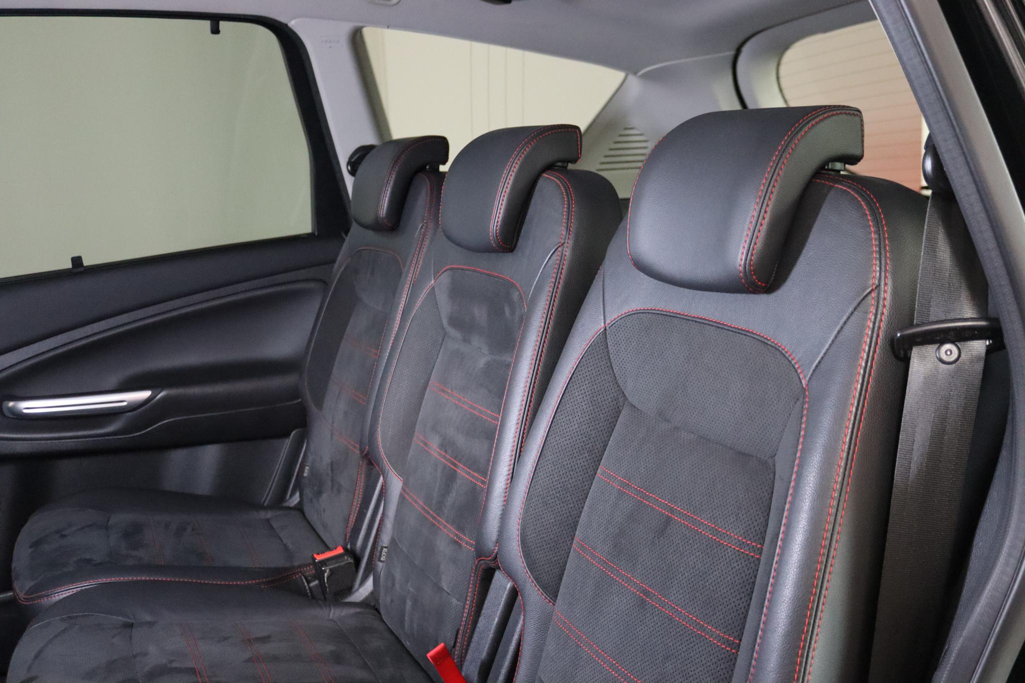 Foto van Ford S-max