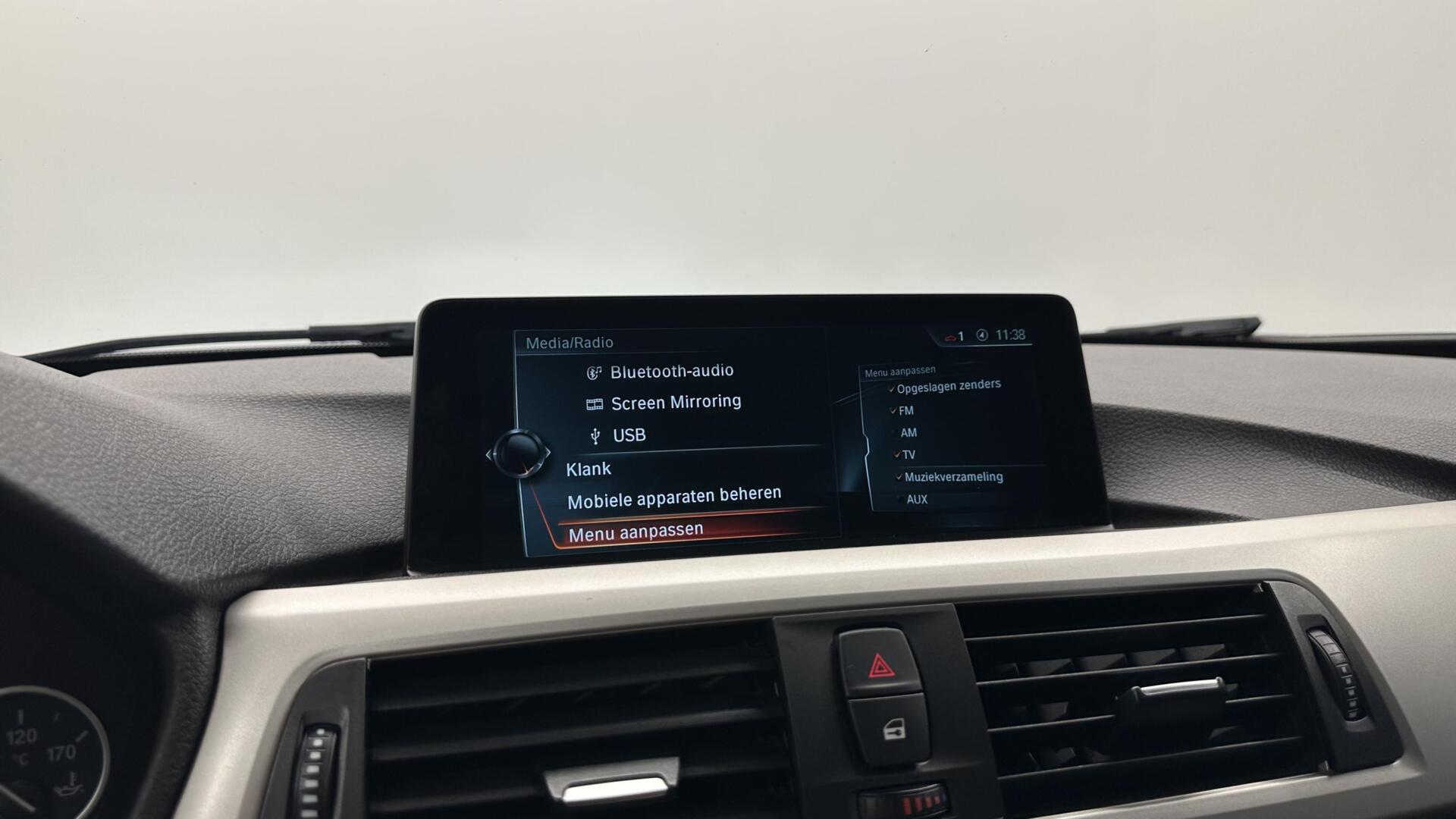Foto van BMW 330e Iperformance