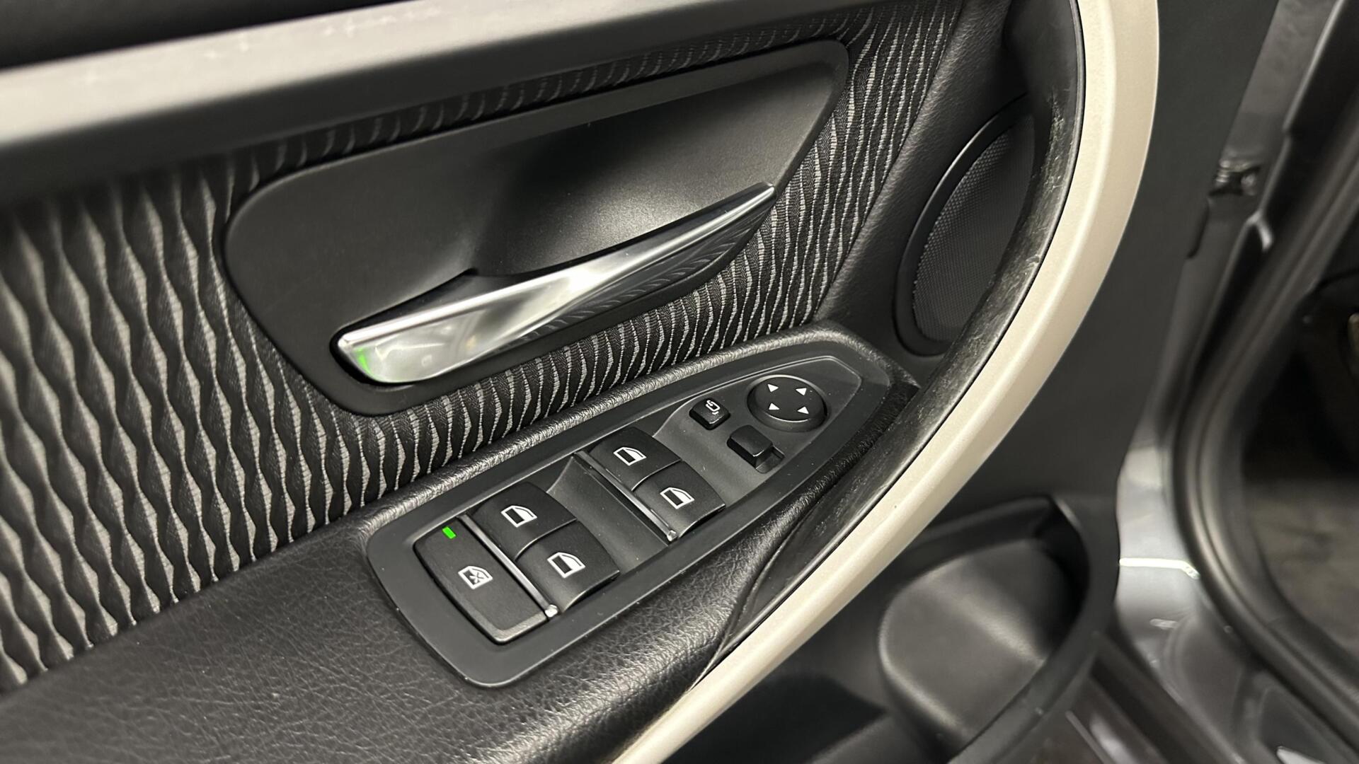 Foto van BMW 330e Iperformance