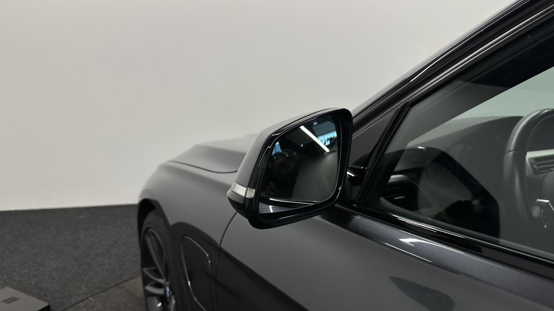 Foto van BMW 330e Iperformance