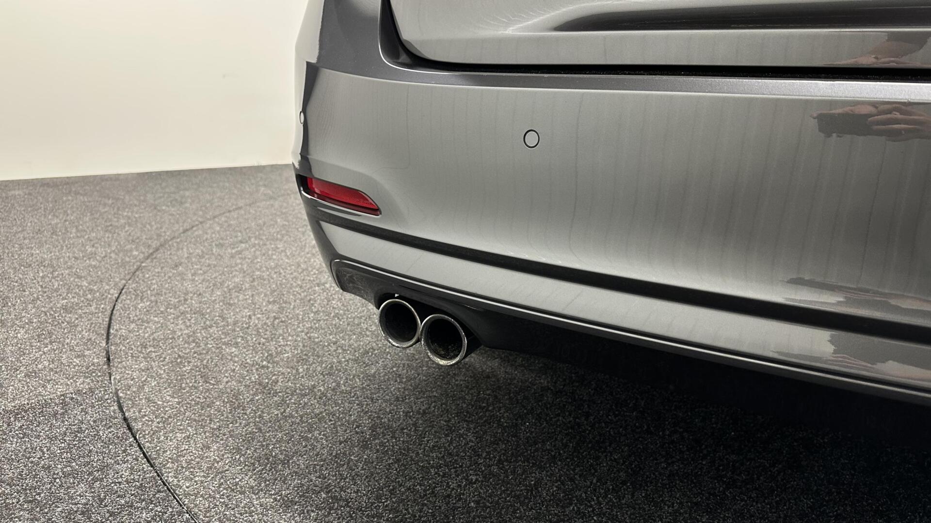 Foto van BMW 330e Iperformance