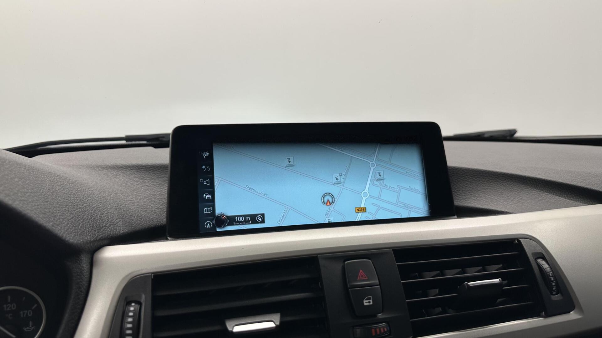 Foto van BMW 330e Iperformance