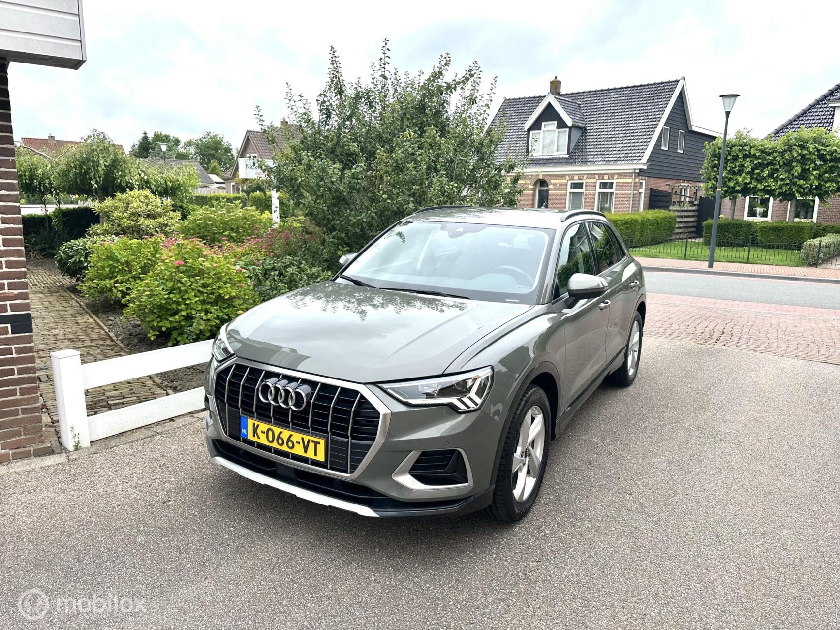 Audi Q3 35 TFSI MILD HYBRID BUSINESS EDITION CARPLAY ADAPTIVE CRUISE CONTROLE TREKHAAK LED VERLICHTING PDC ZEER MOOIE AUTO!! 2021 - voorkant