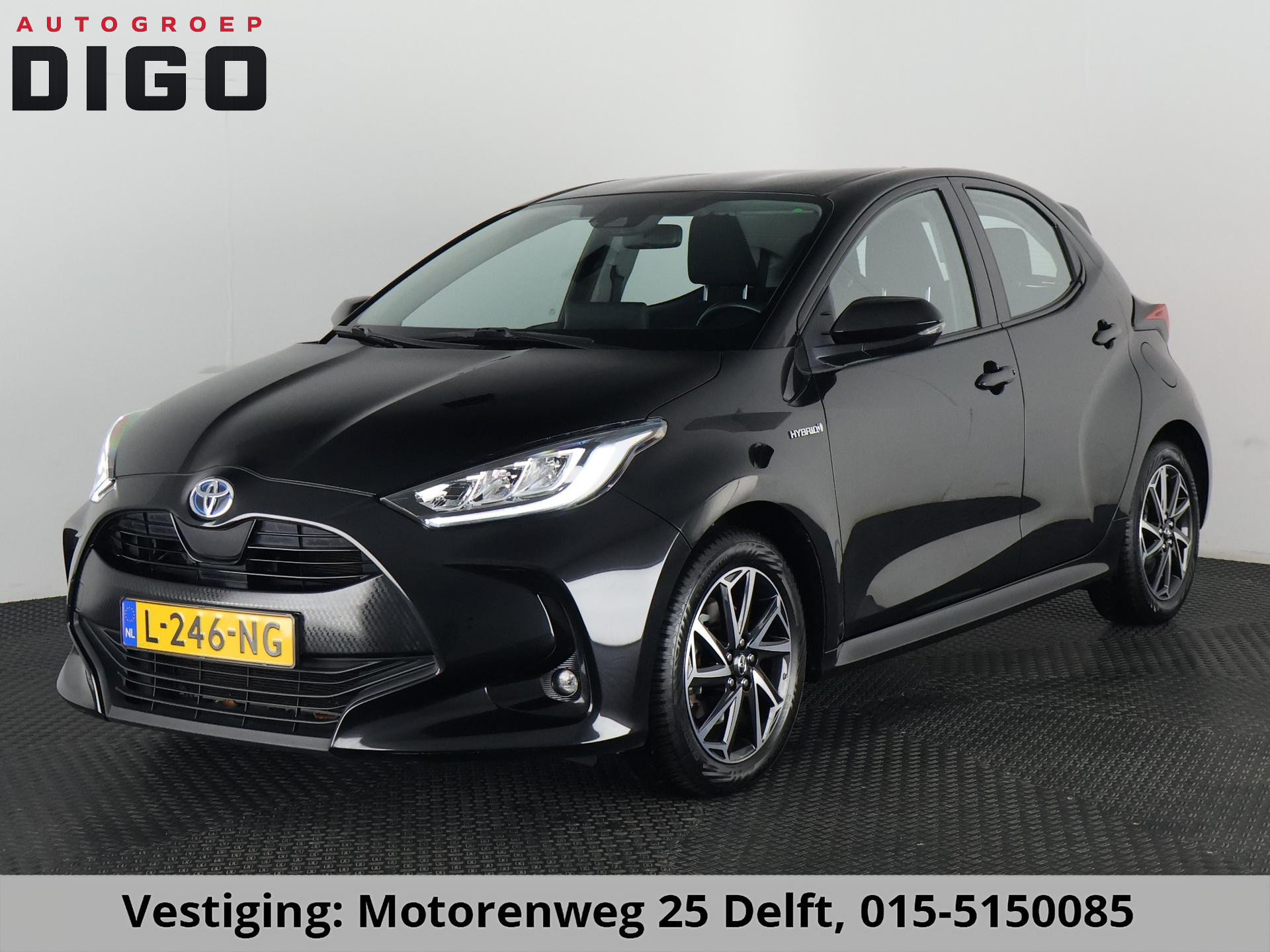 Toyota Toyota Yaris 1.5 HYBRID AUTOMAAT BUSINESS PLUS GARANTIE 8-2031 2021 - voorkant