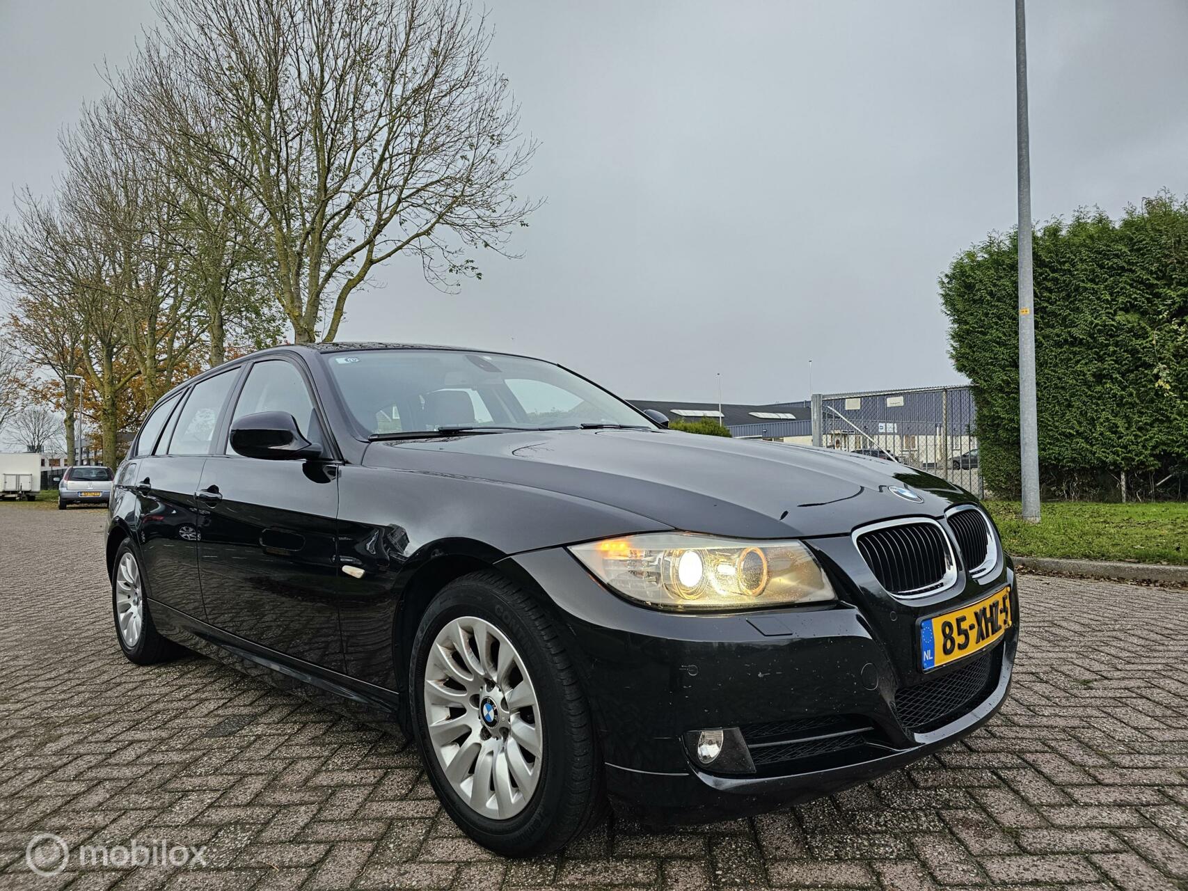 BMW 3-serie Touring 318i Corporate Luxury Eerst Eig 2012 - voorkant