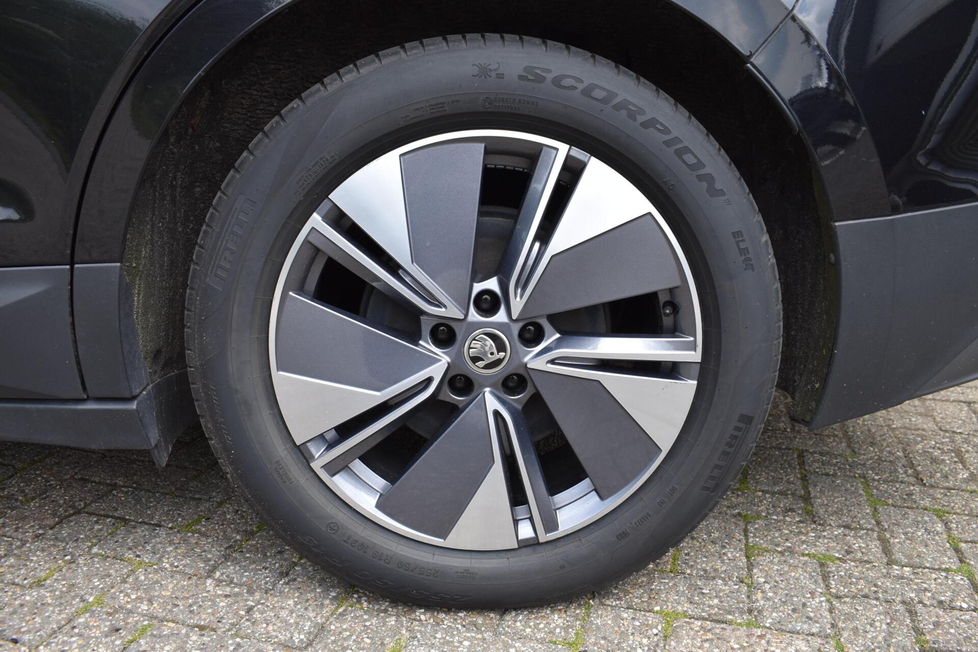 Foto van Skoda Enyaq 80