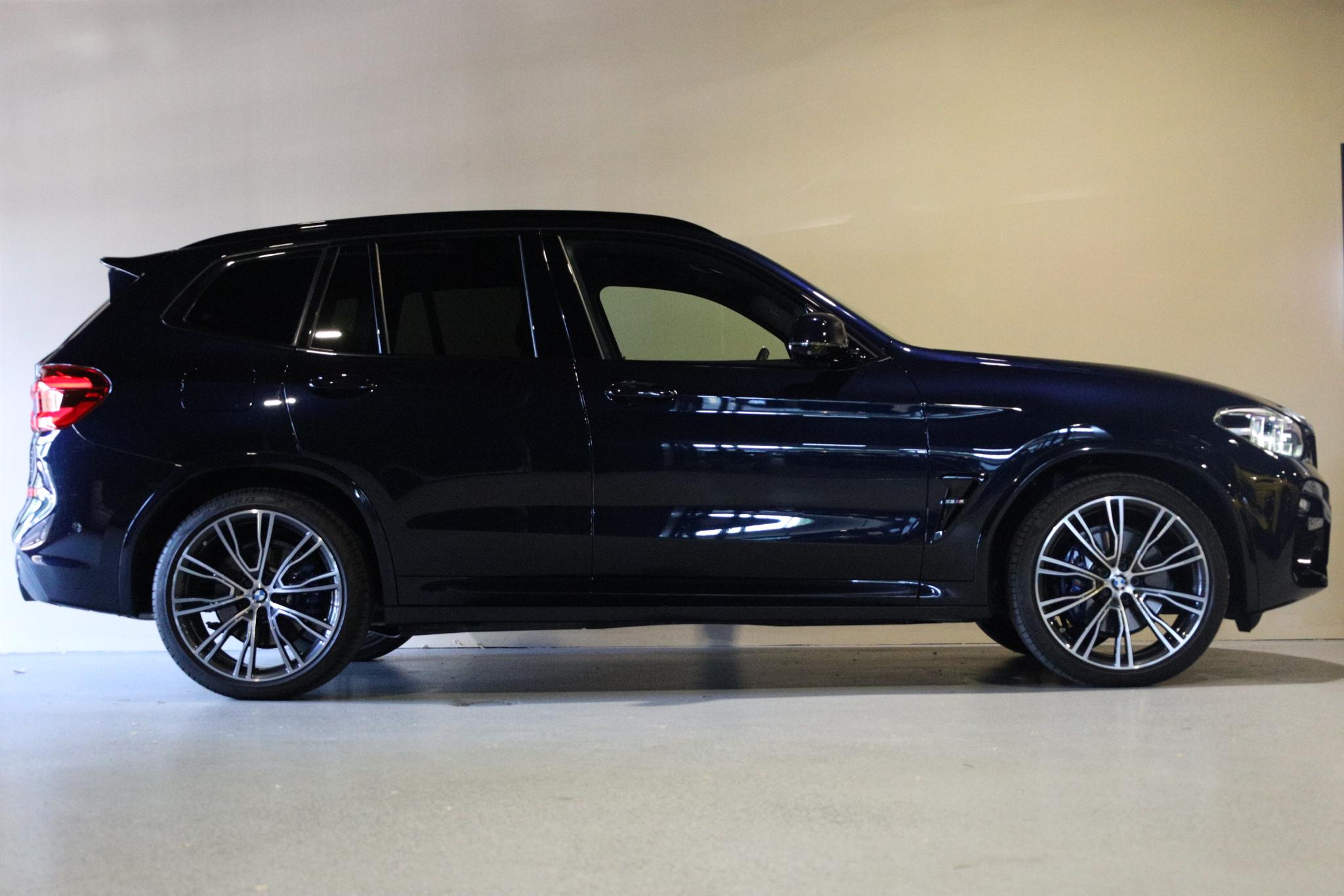 Foto van BMW X3 Xdrive20i