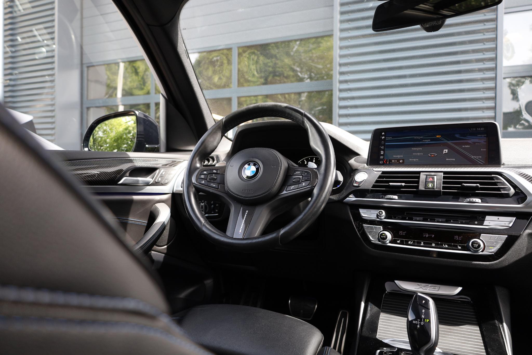 Foto van BMW X3 Xdrive20i