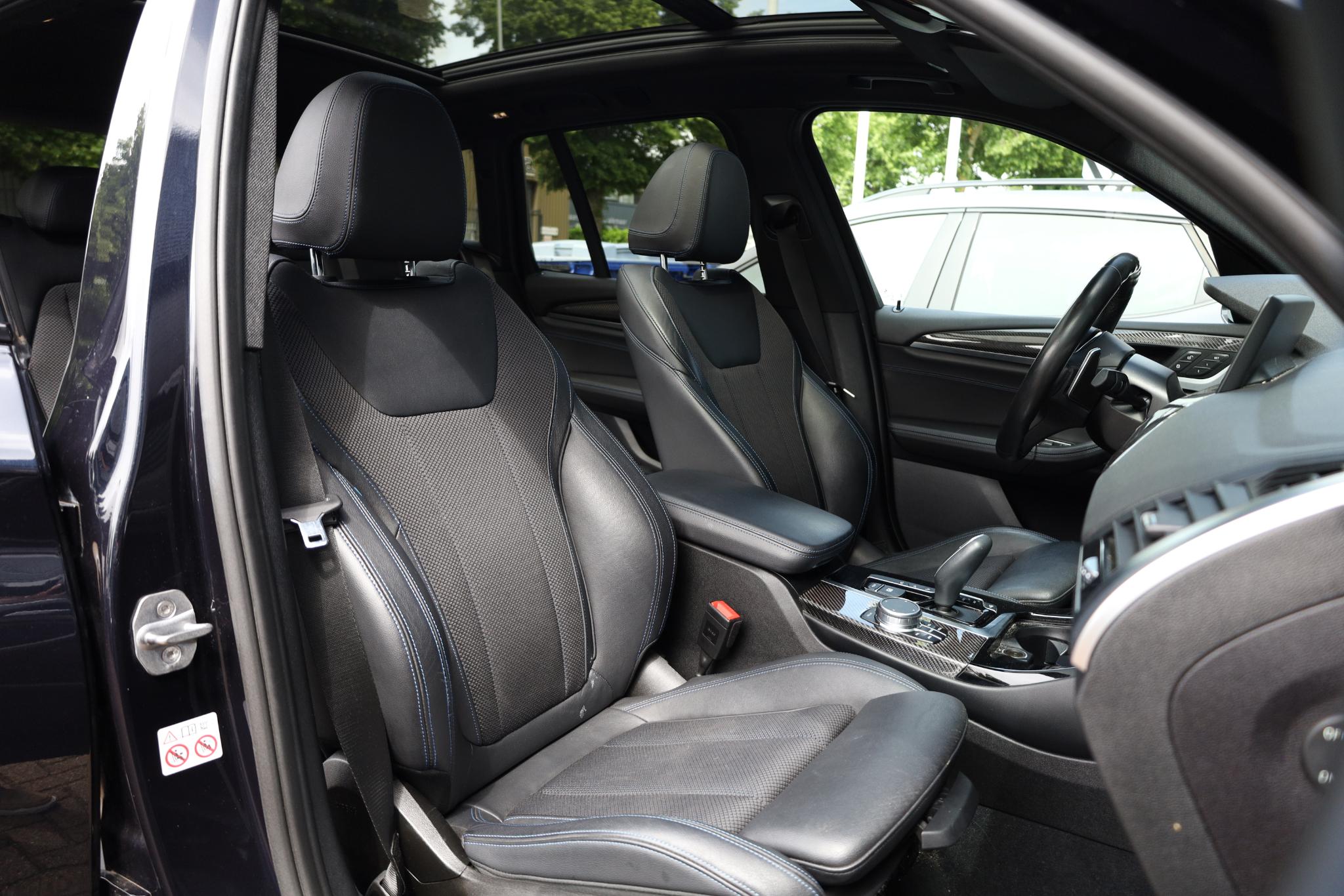 Foto van BMW X3 Xdrive20i