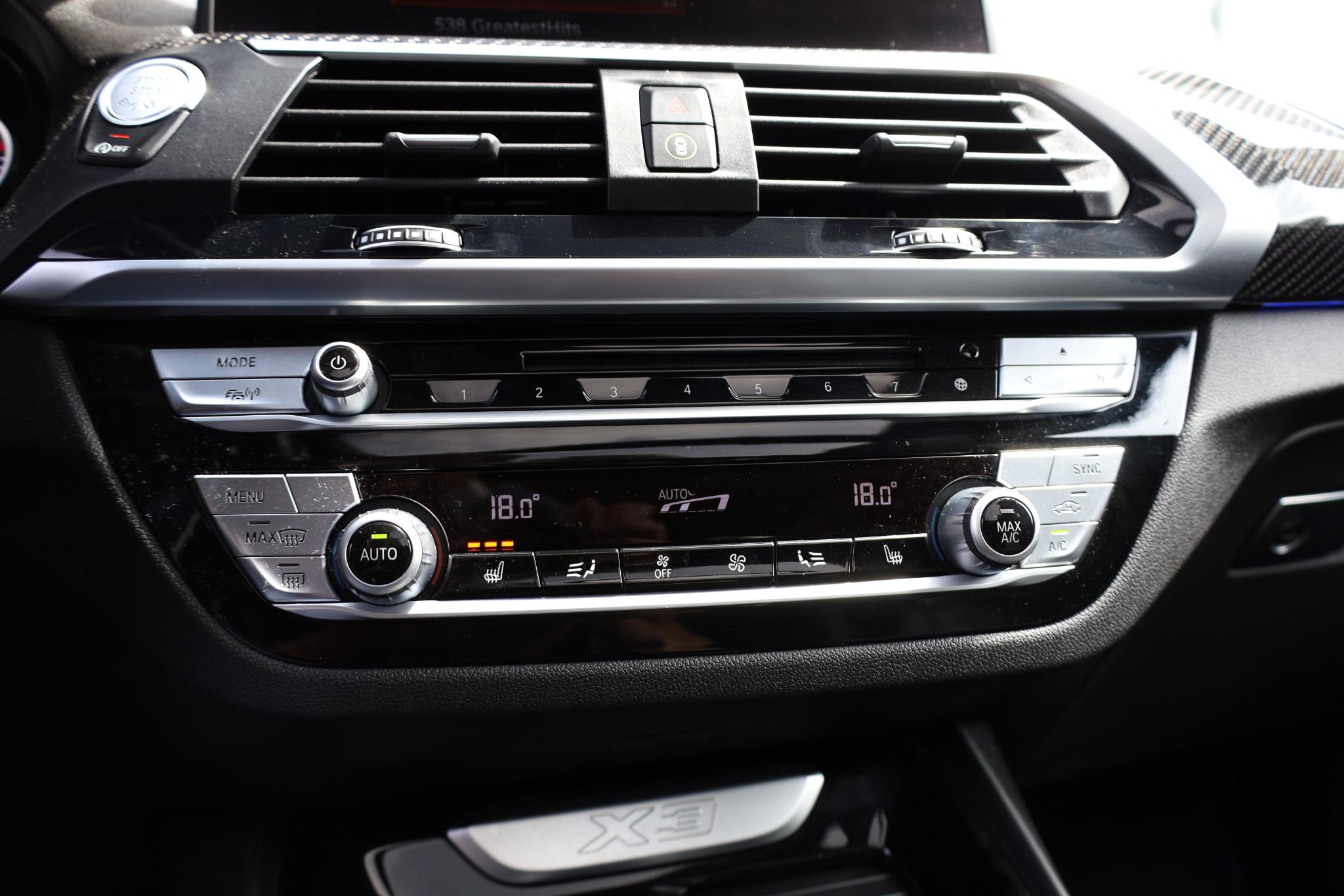 Foto van BMW X3 Xdrive20i