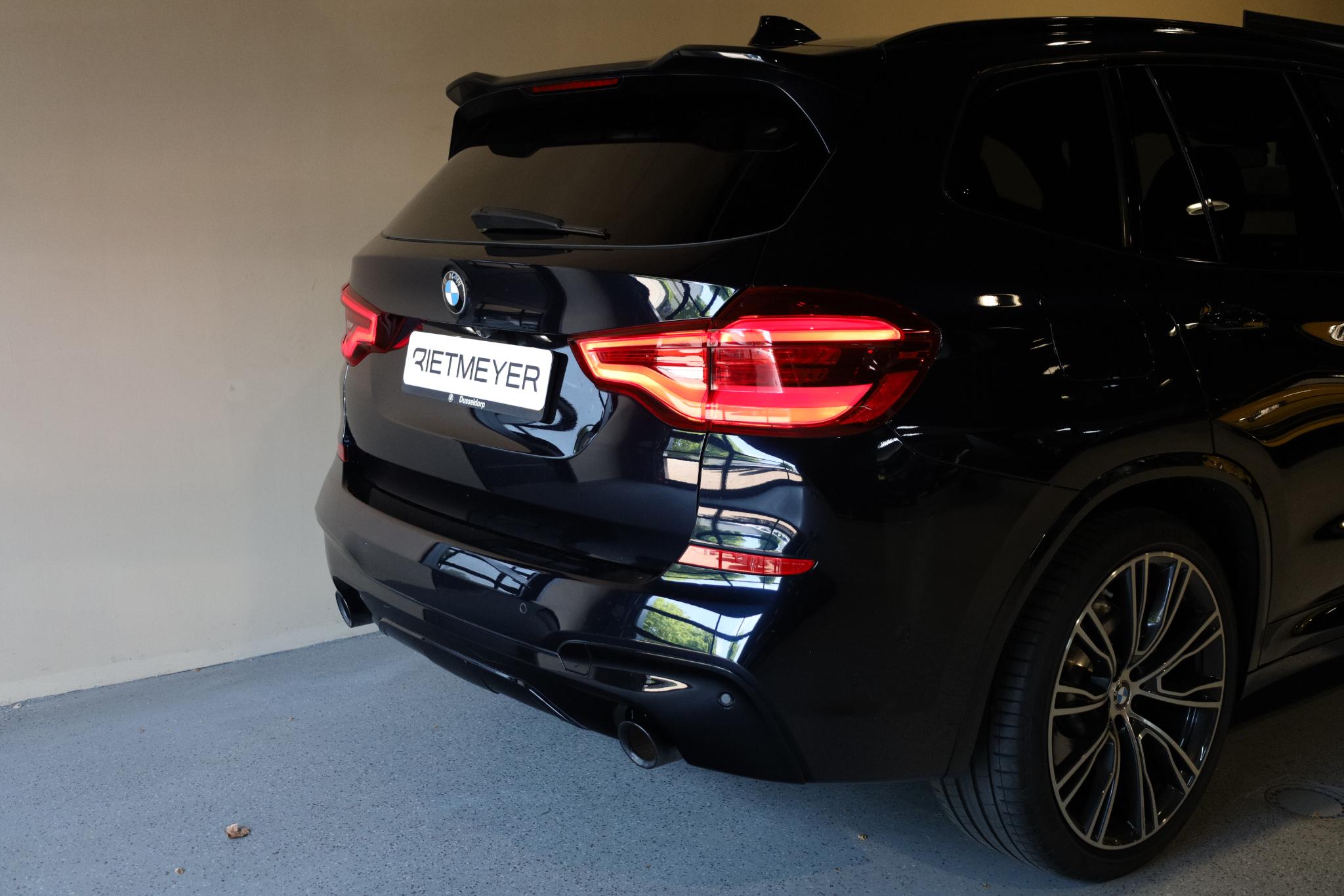 Foto van BMW X3 Xdrive20i