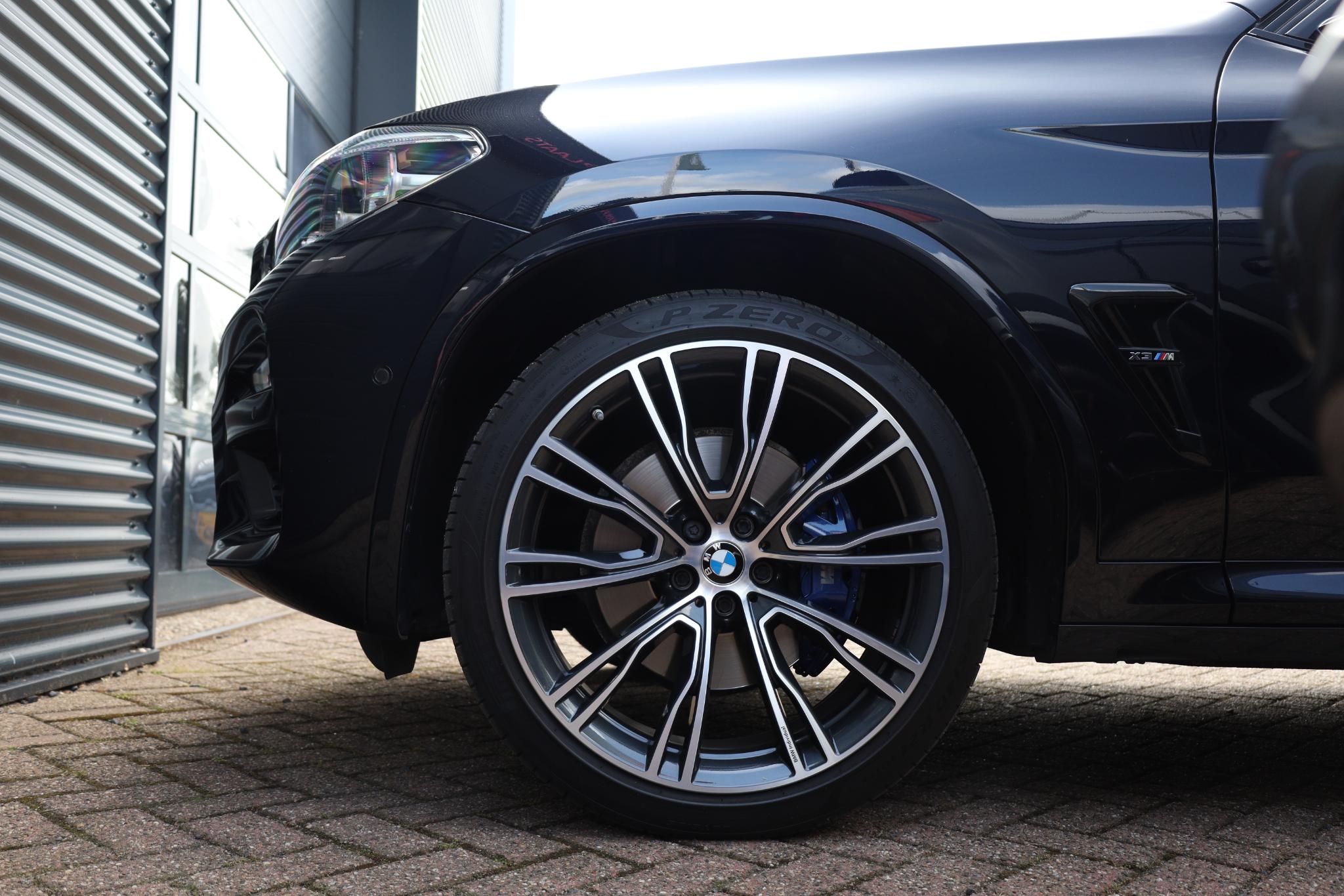 Foto van BMW X3 Xdrive20i