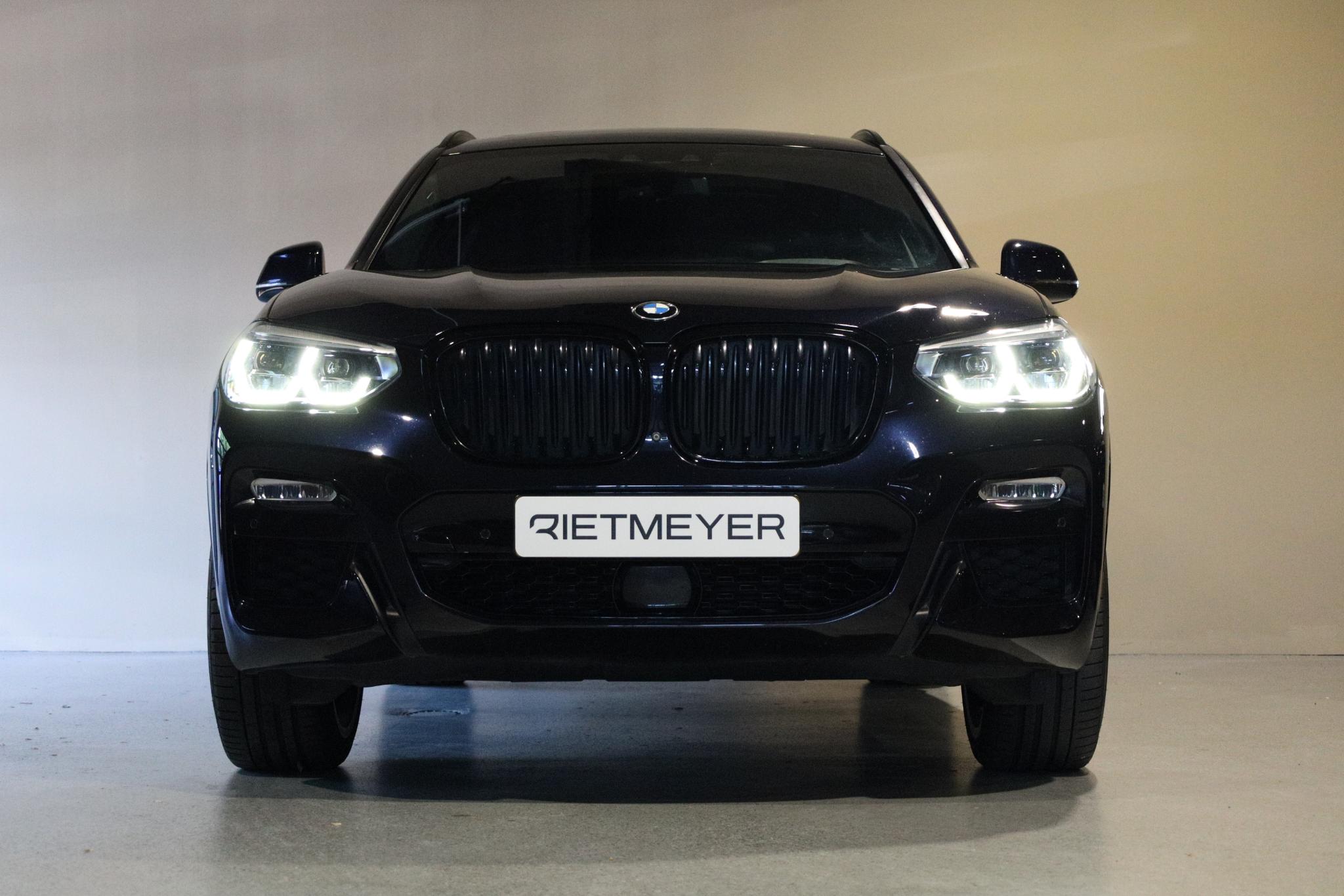 Foto van BMW X3 Xdrive20i
