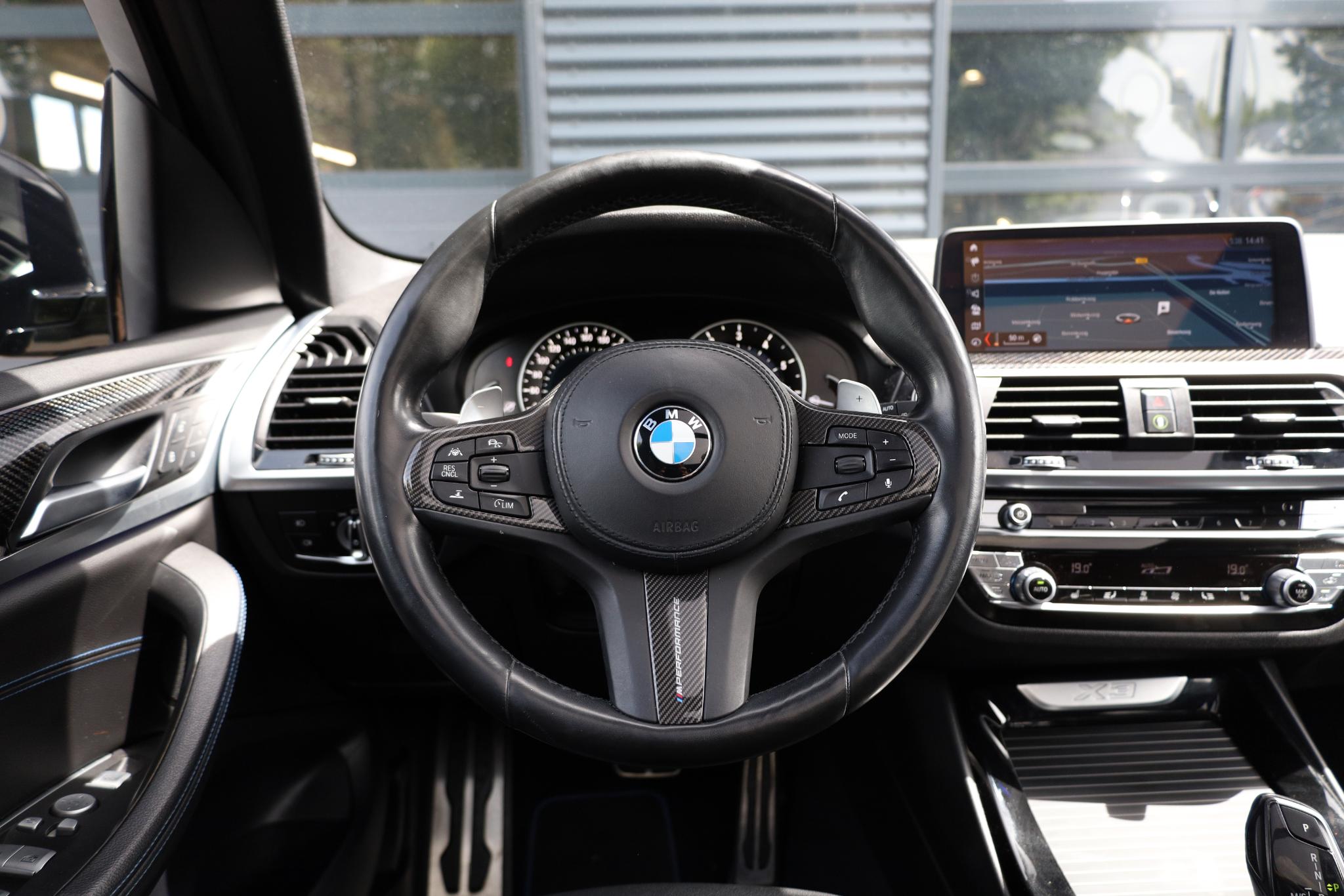 Foto van BMW X3 Xdrive20i