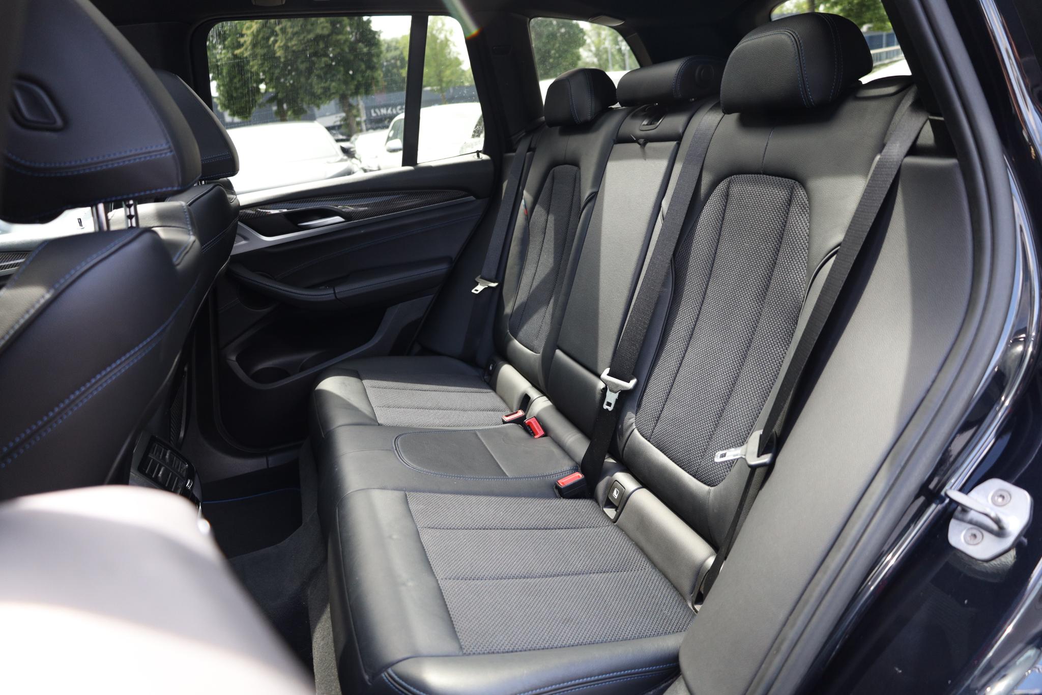 Foto van BMW X3 Xdrive20i