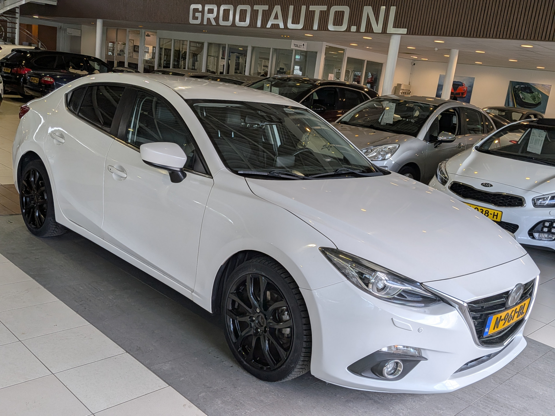 Mazda Mazda3 2.0 TS Automaat 2015 - voorkant
