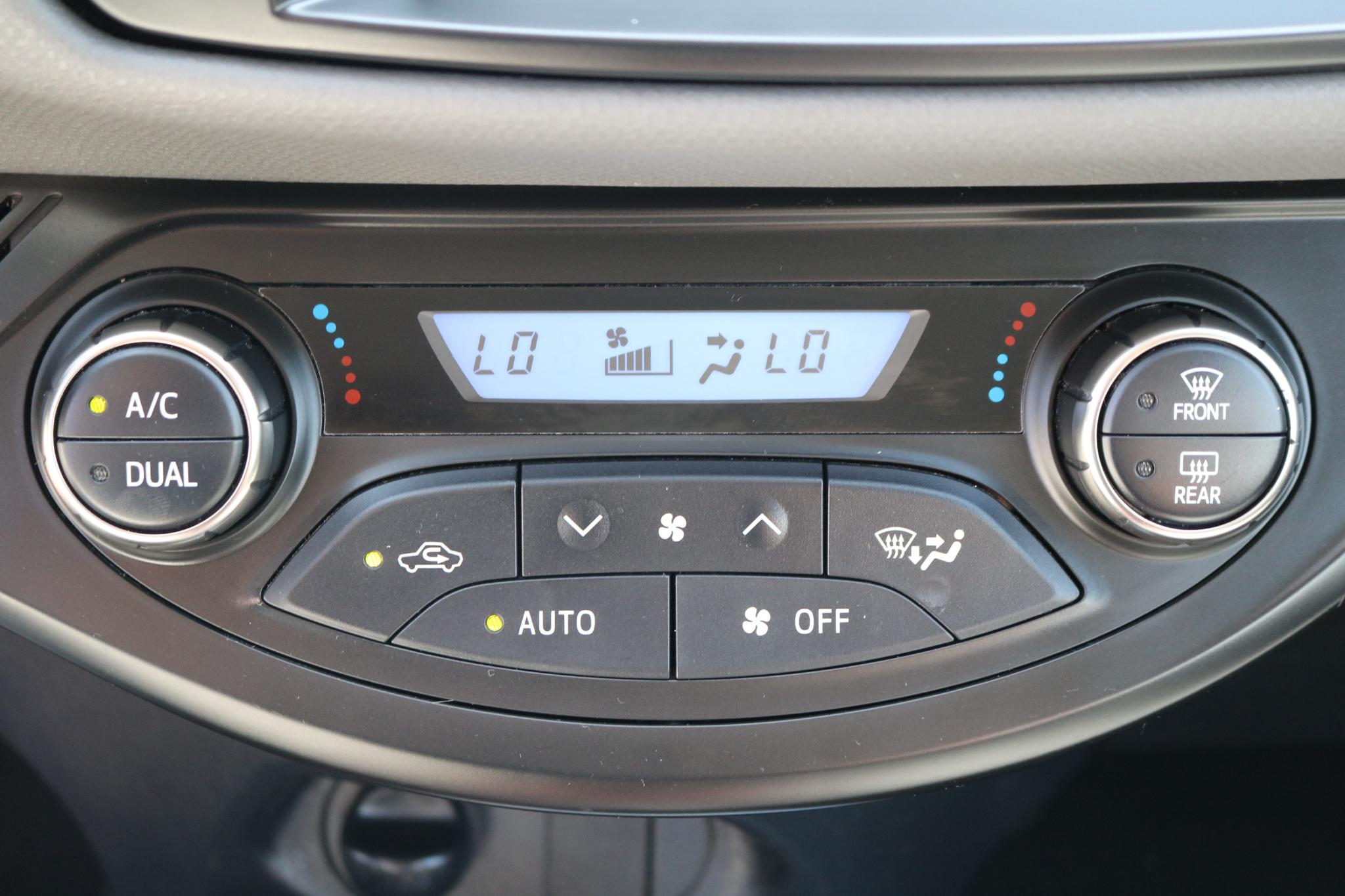 Foto van Toyota Toyota Yaris Hybrid