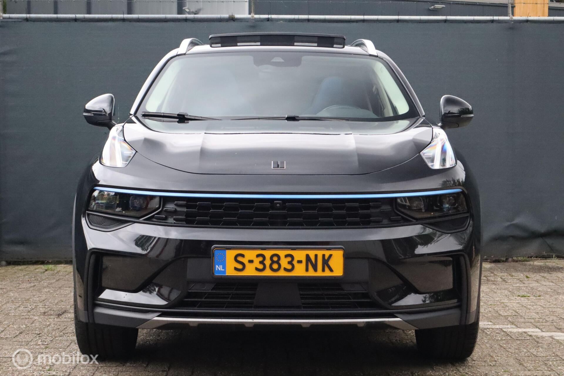 Foto van Lynk&co LYNK & Co 01