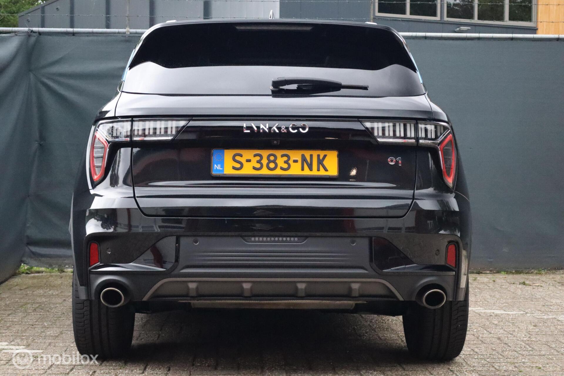 Foto van Lynk&co LYNK & Co 01