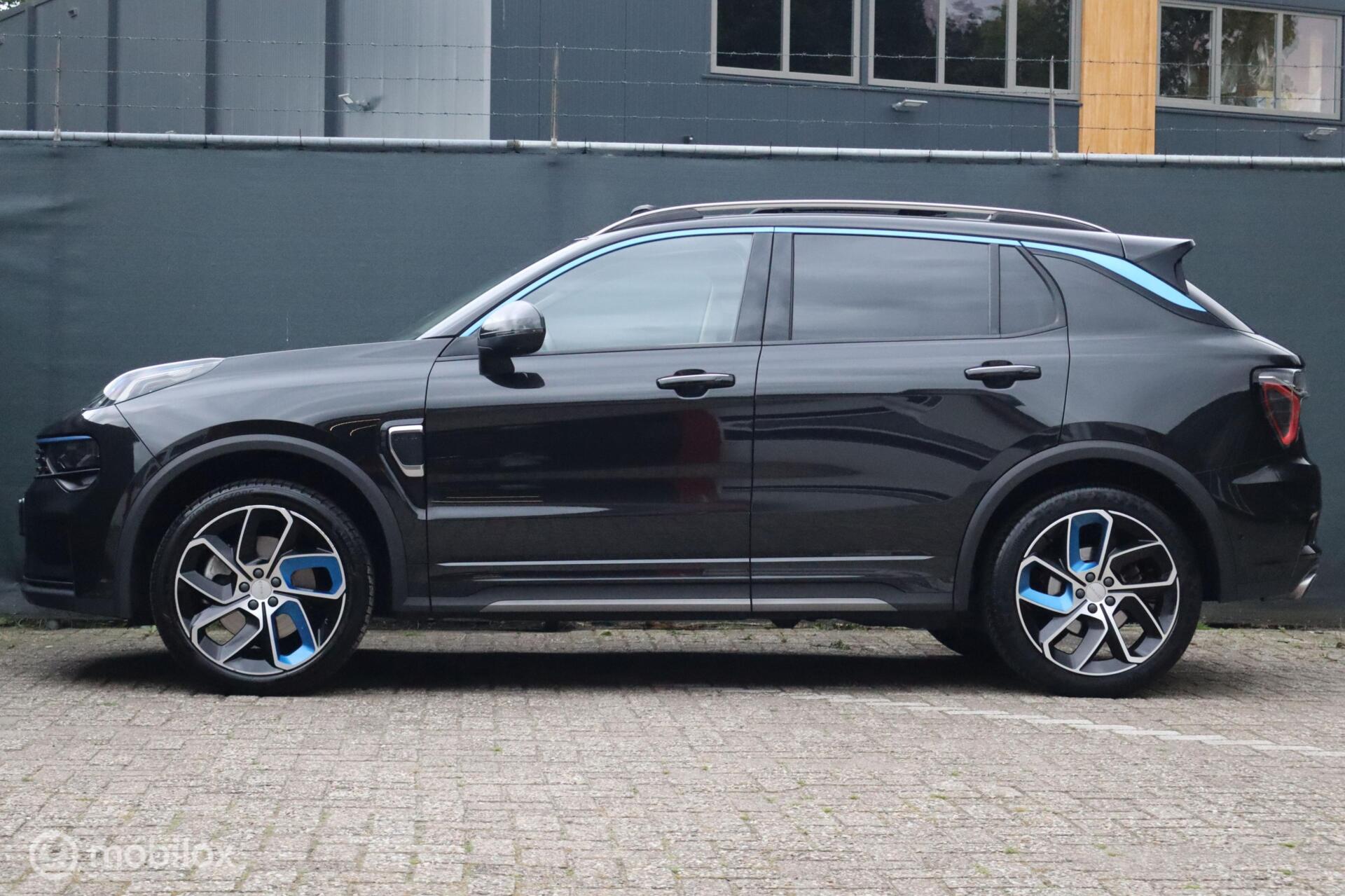 Foto van Lynk&co LYNK & Co 01