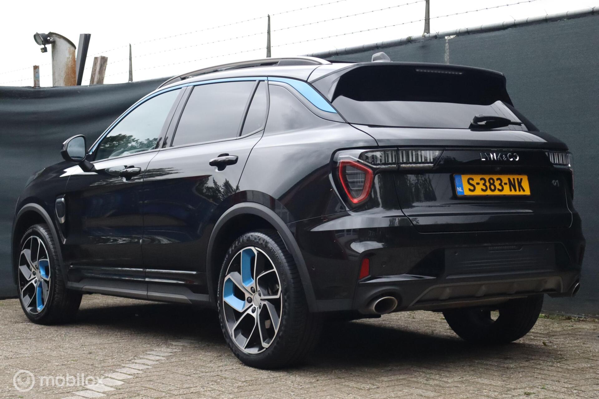 Foto van Lynk&co LYNK & Co 01