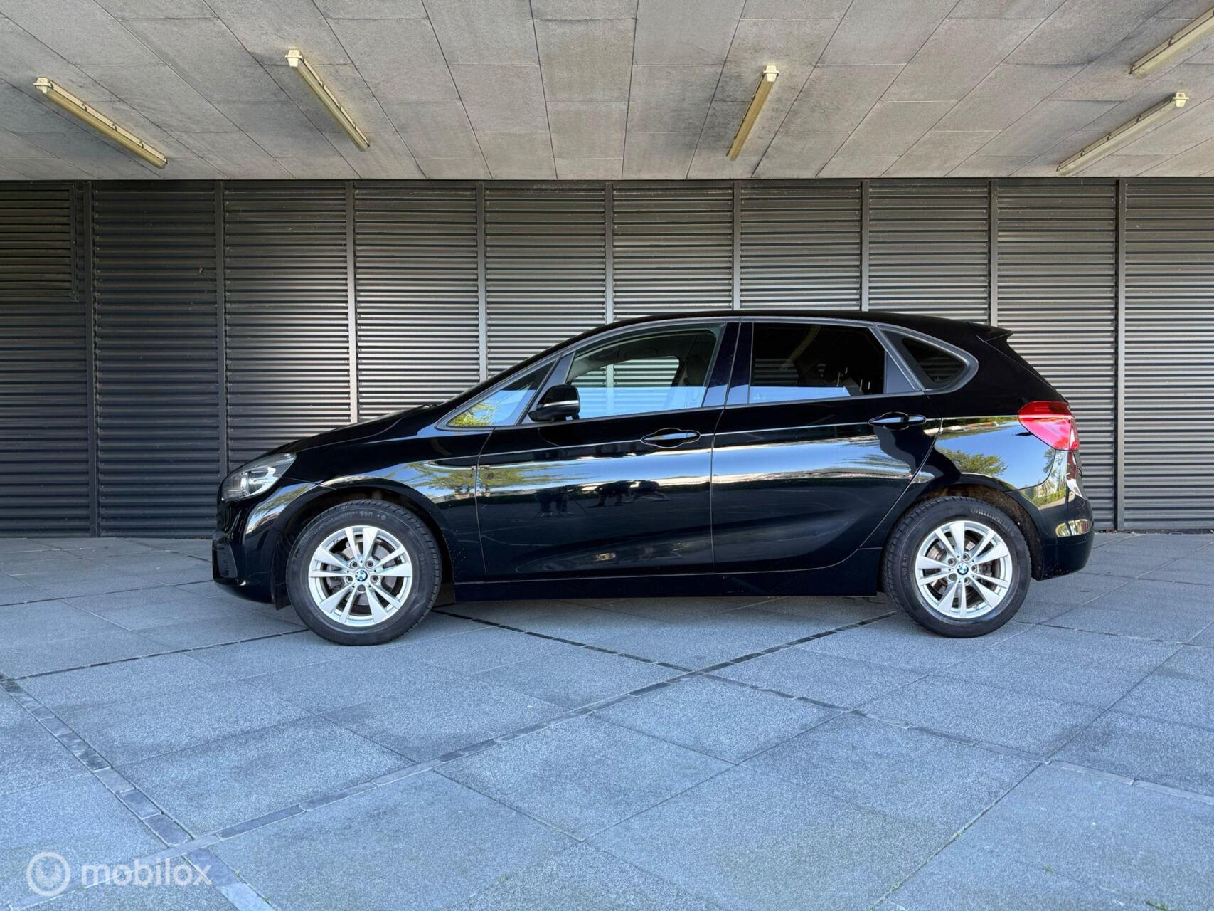 Foto van BMW 216i Active Tourer