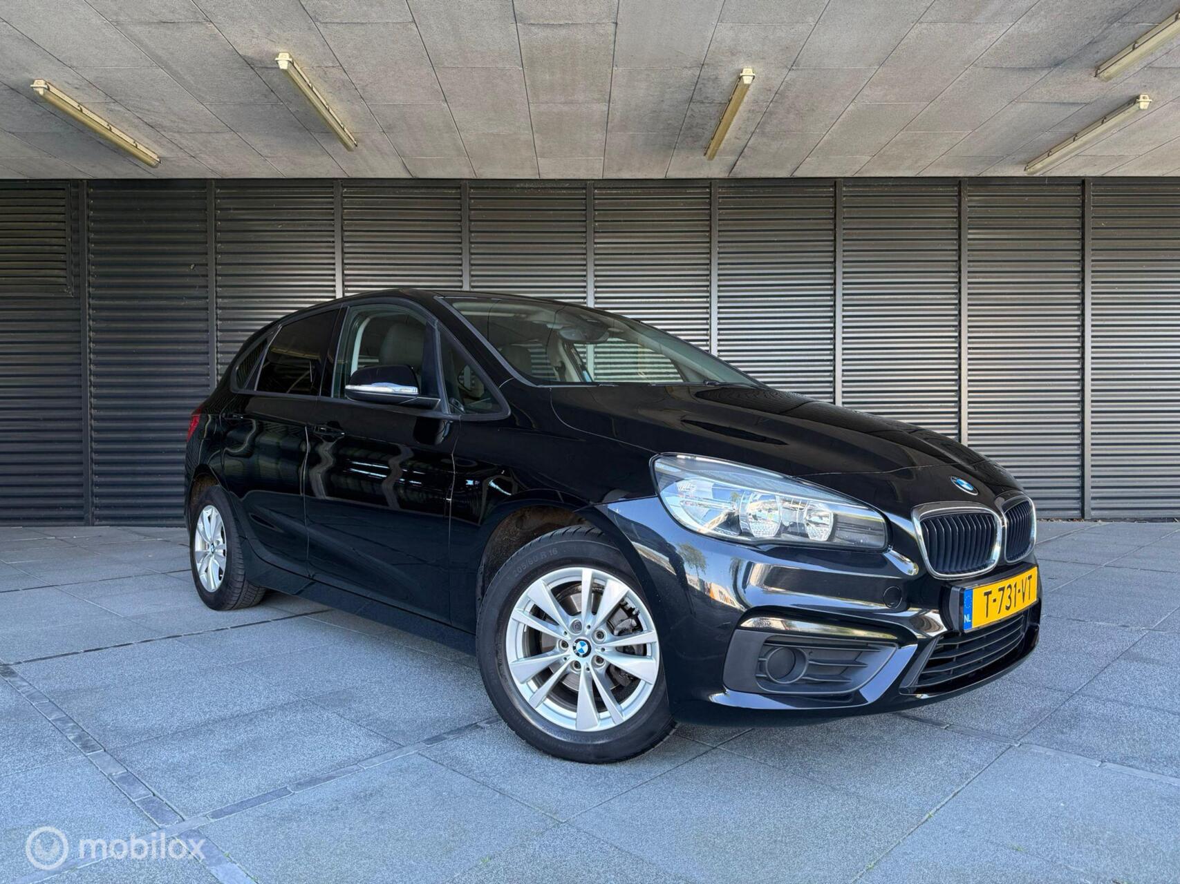 Foto van BMW 216i Active Tourer