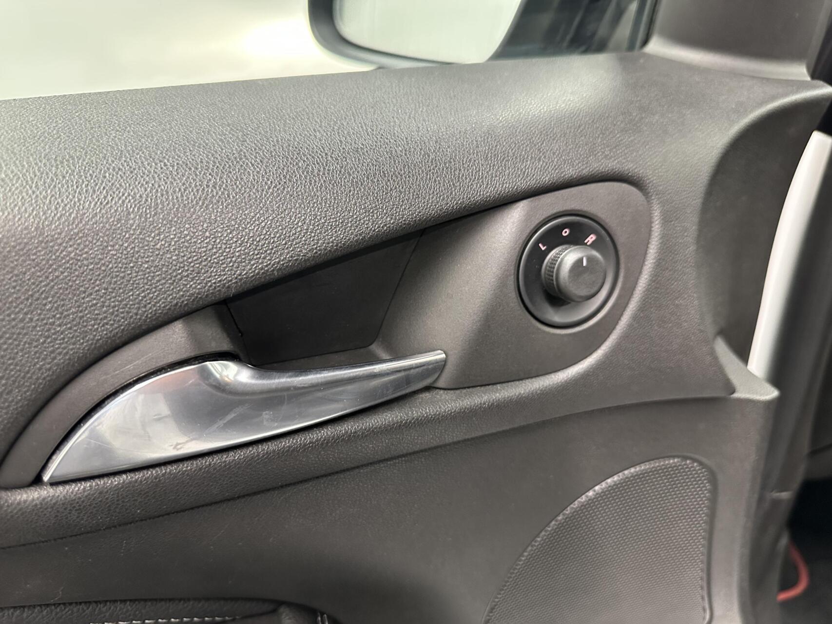 Foto van Opel Adam
