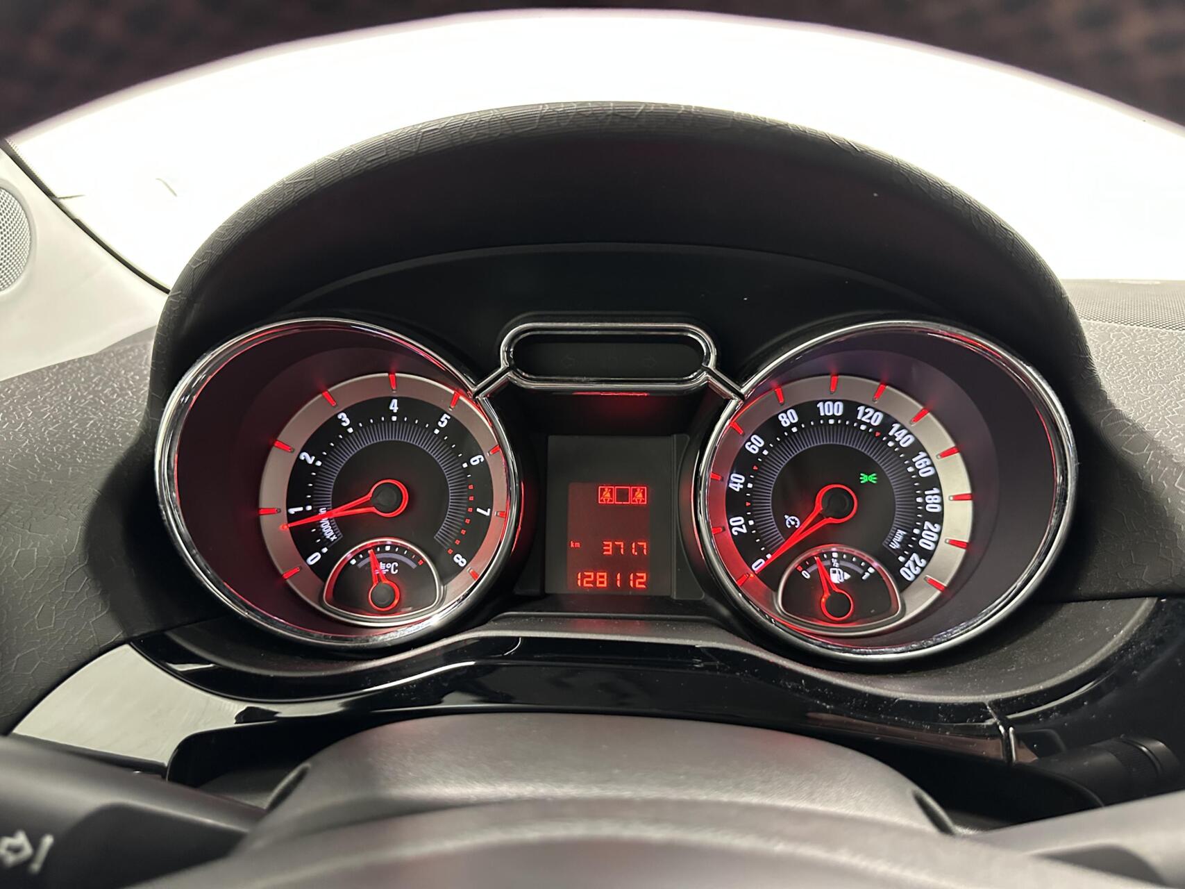 Foto van Opel Adam
