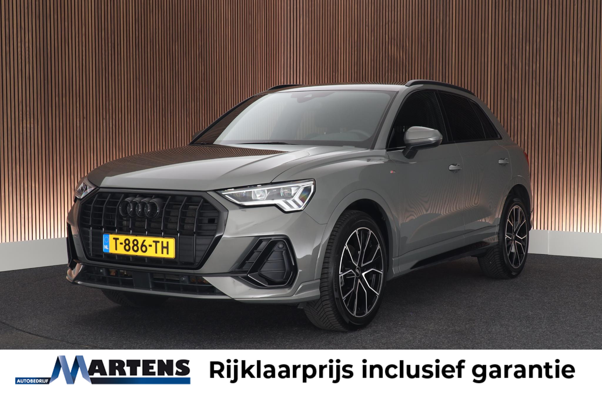 Audi Q3 35 TFSI 150pk S edition Black Edition 2023 - voorkant