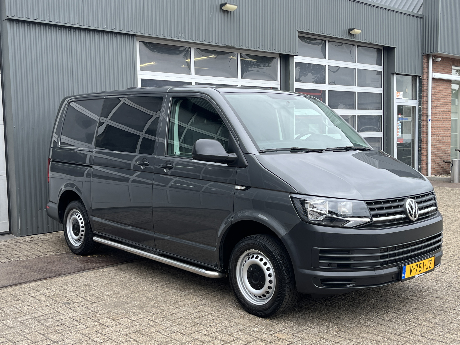 Foto van VOLKSWAGEN TRANSPORTER