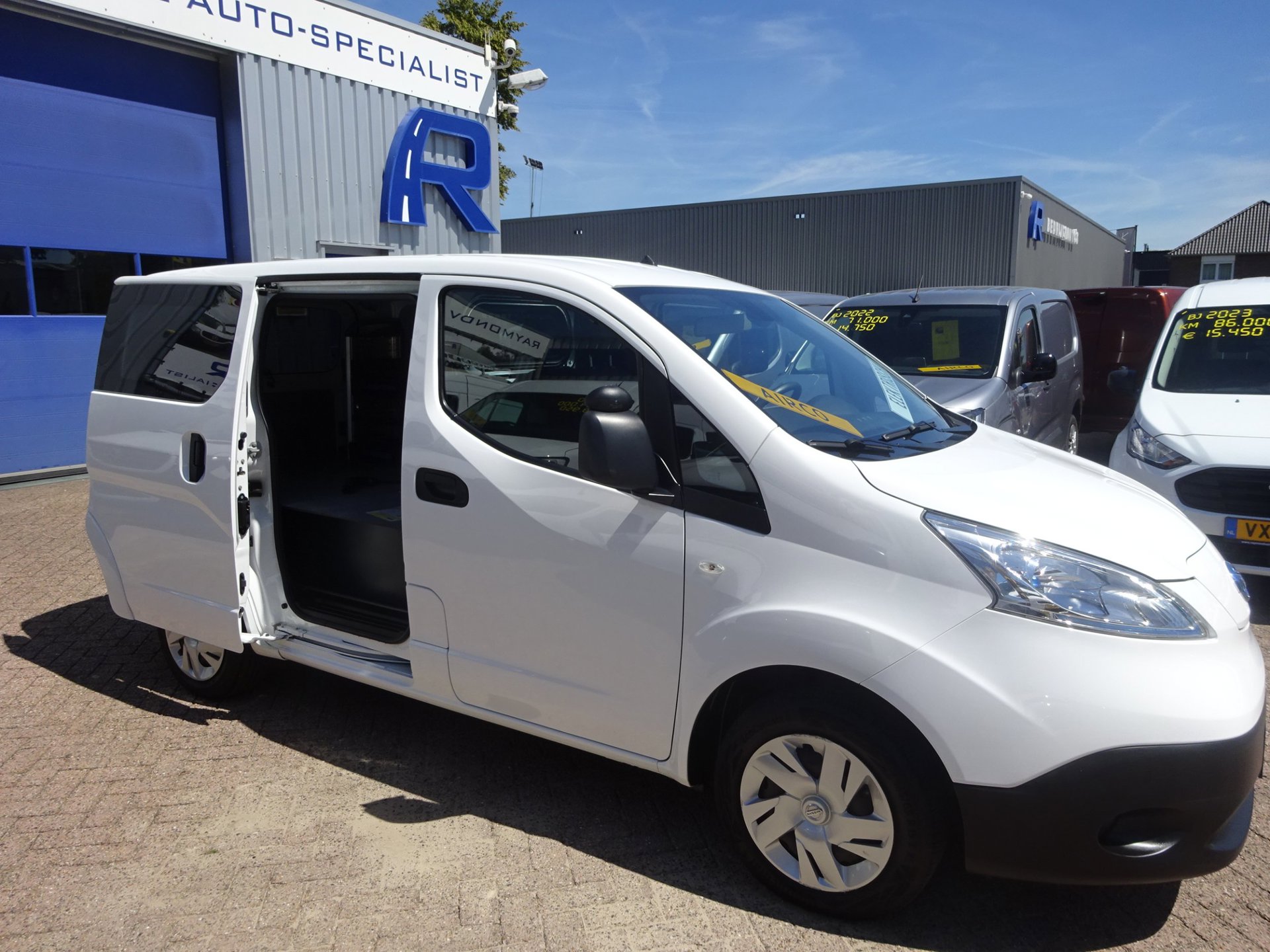 Foto van Nissan Nissan E-nv200