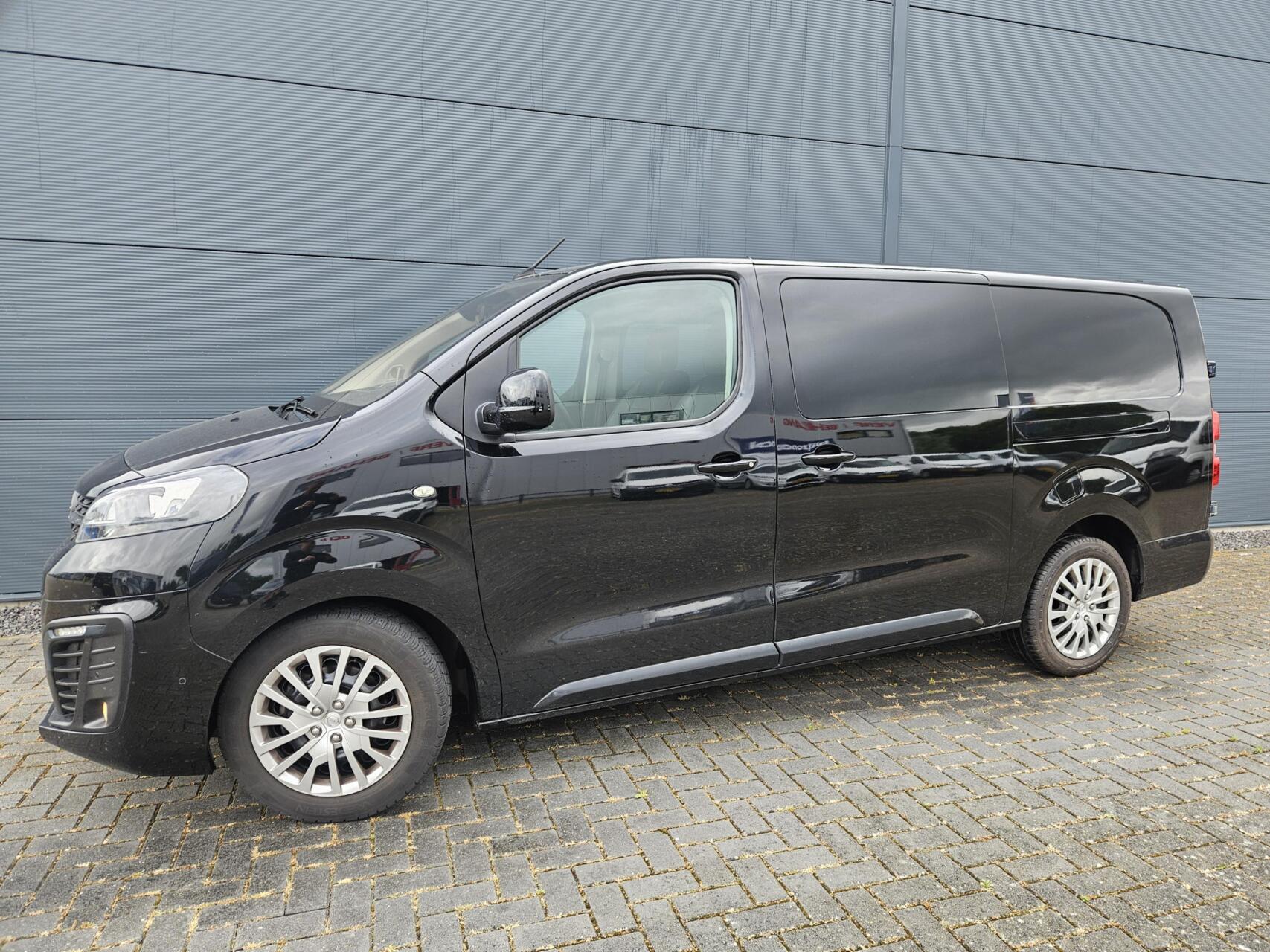 Foto van Opel Vivaro