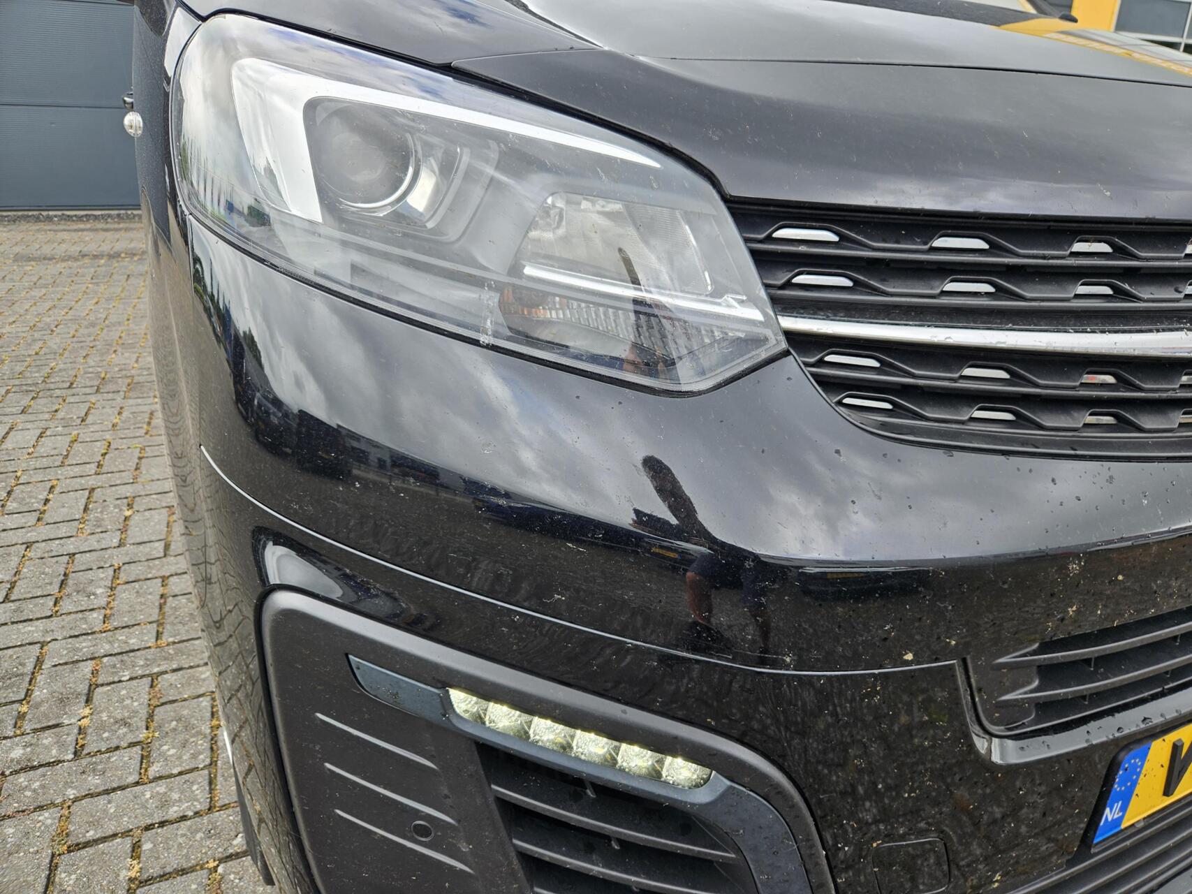 Foto van Opel Vivaro