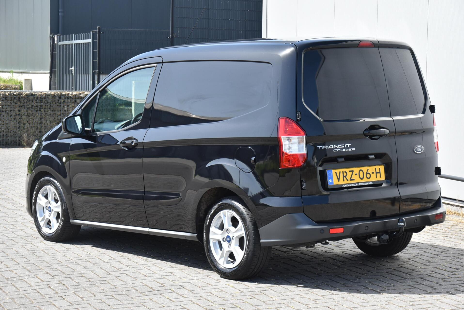 Foto van Ford Transit Courier