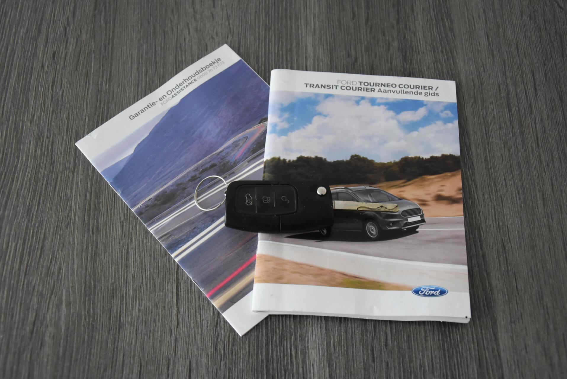Foto van Ford Transit Courier