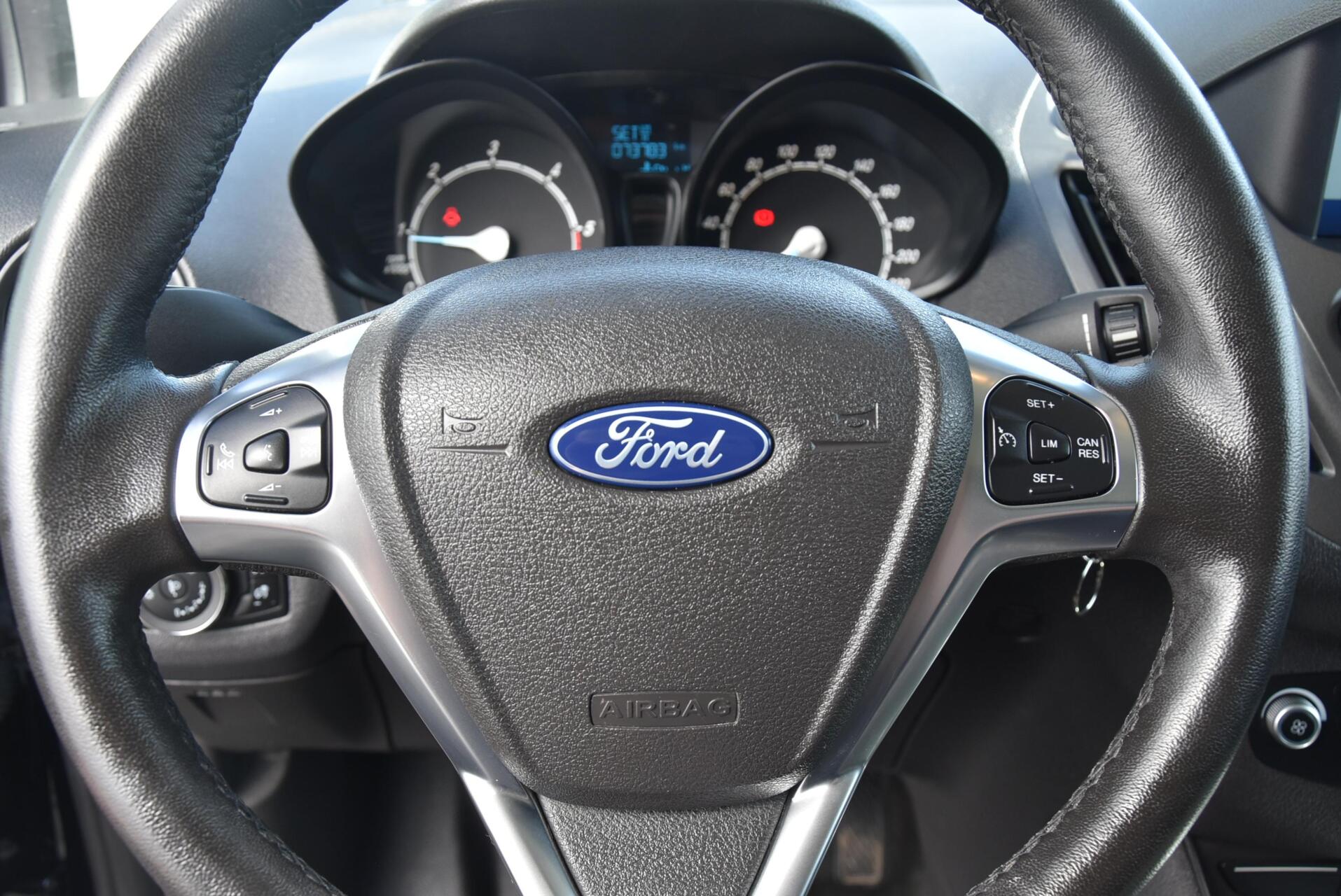 Foto van Ford Transit Courier