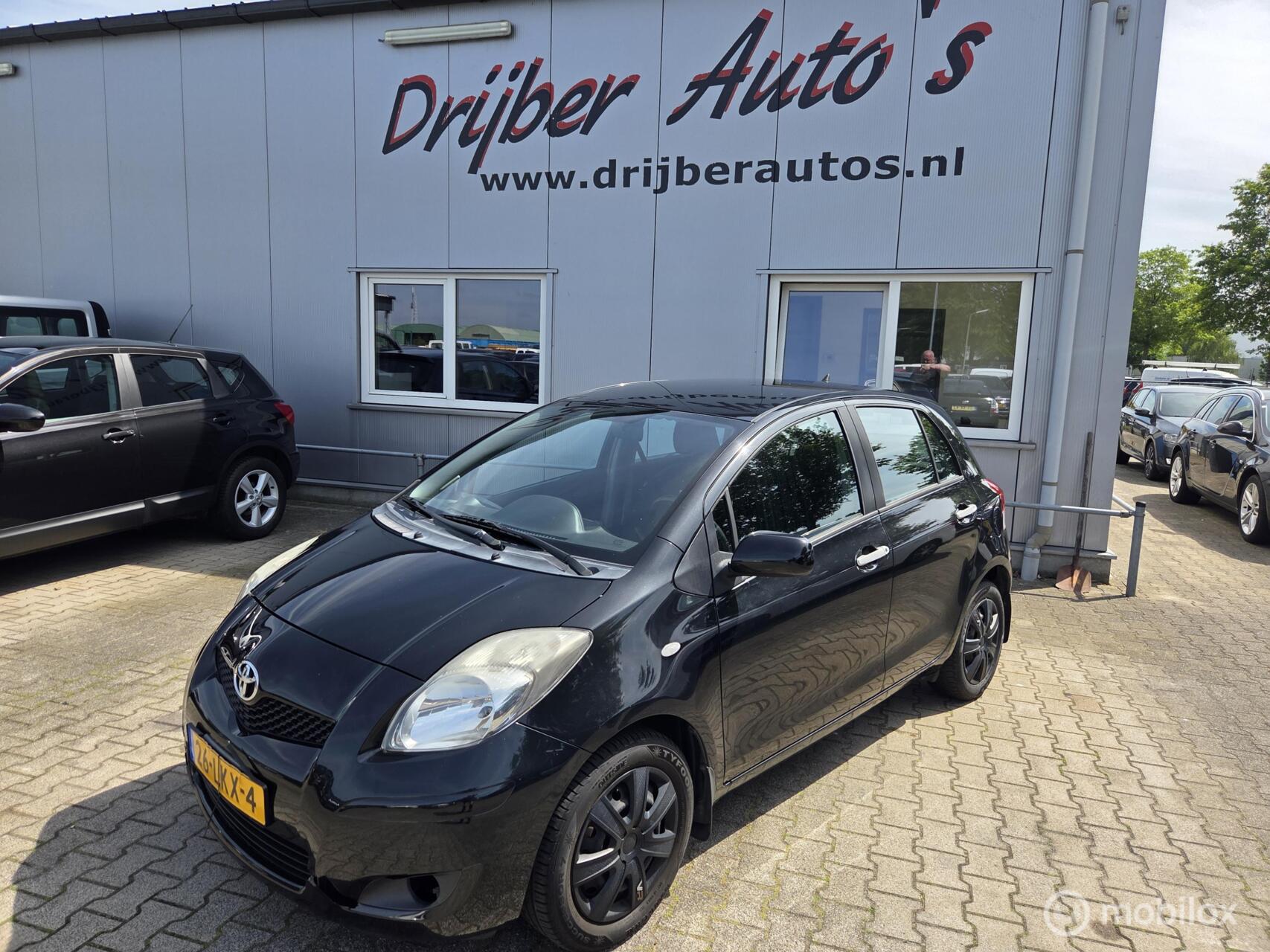Toyota Toyota Yaris 1.3 VVTi Dynamic Limited 2010 - voorkant